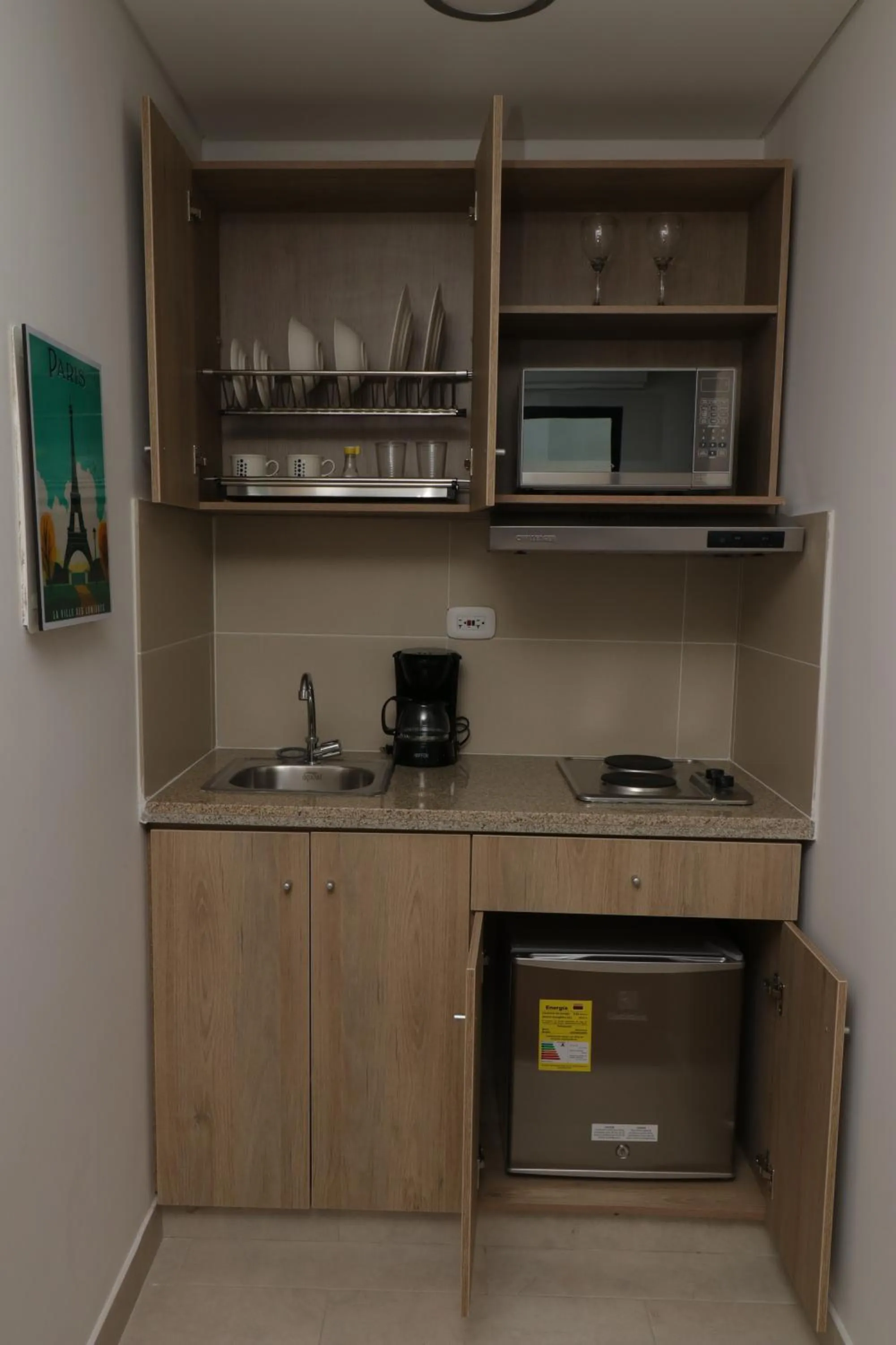 Coffee/tea facilities in Normandía Tower