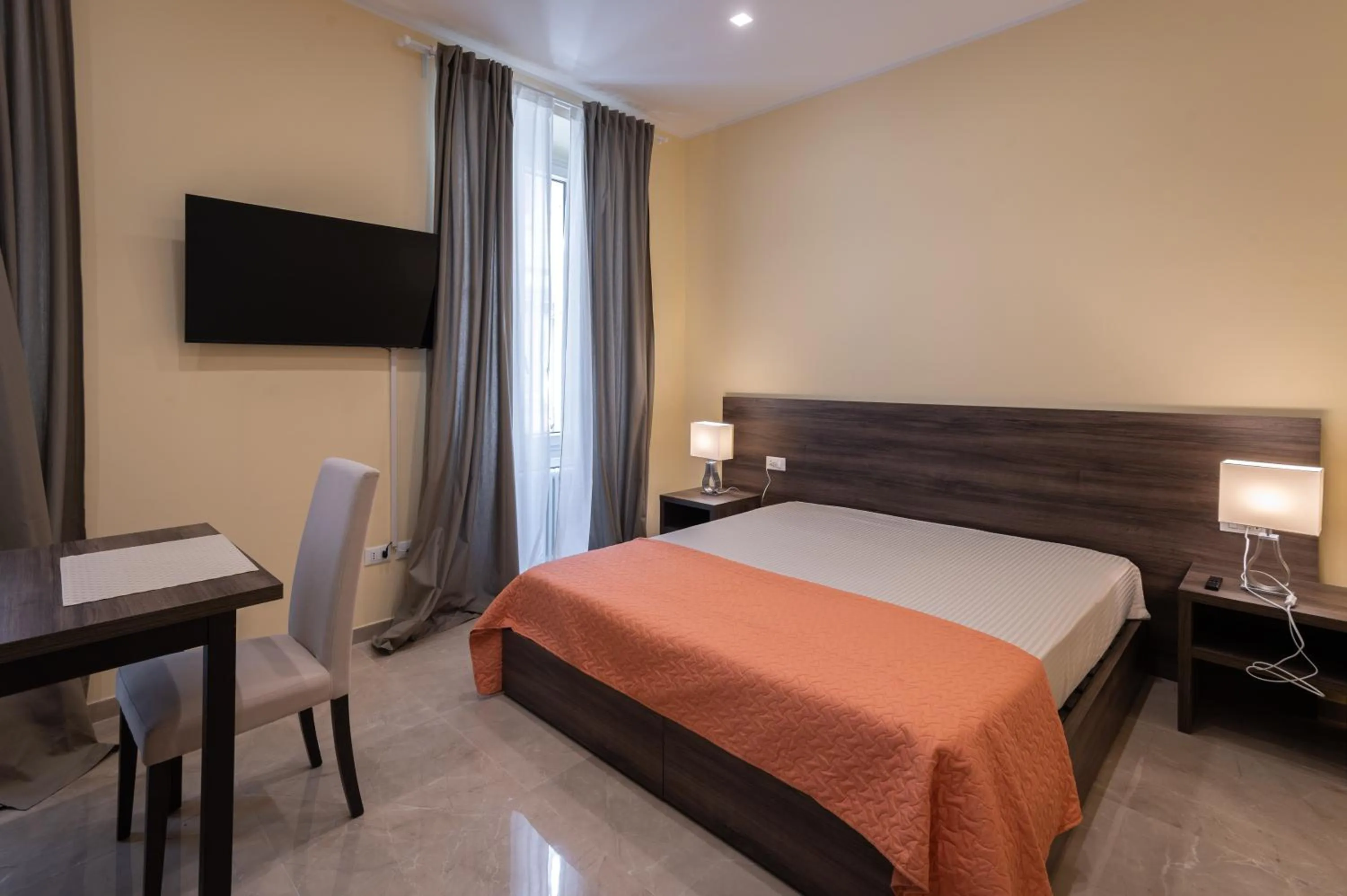 Bed in ADRIA Luxury Residence - Centro Trieste