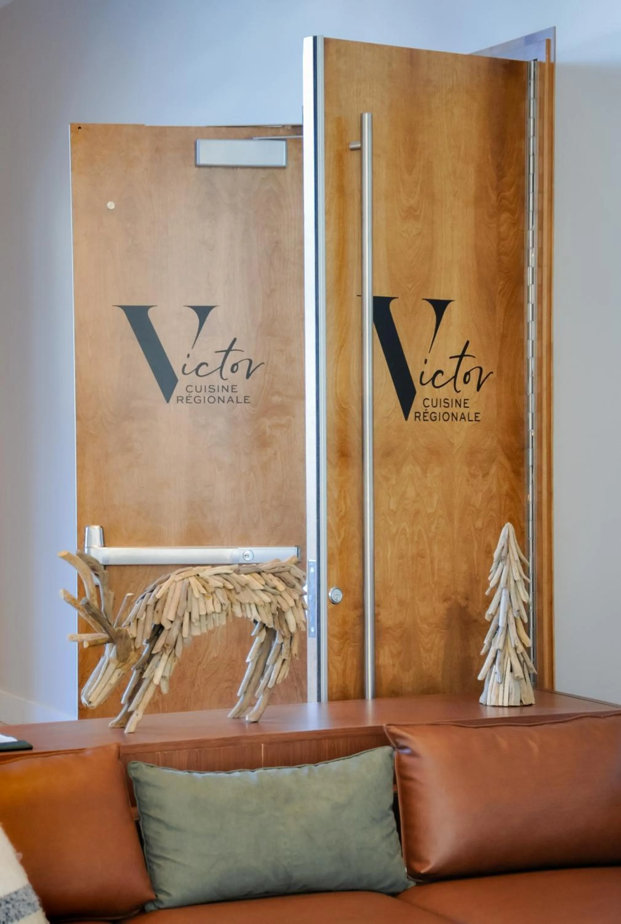 Property logo or sign in Mont Gabriel, Sainte-Adèle, a Tribute Portfolio Resort