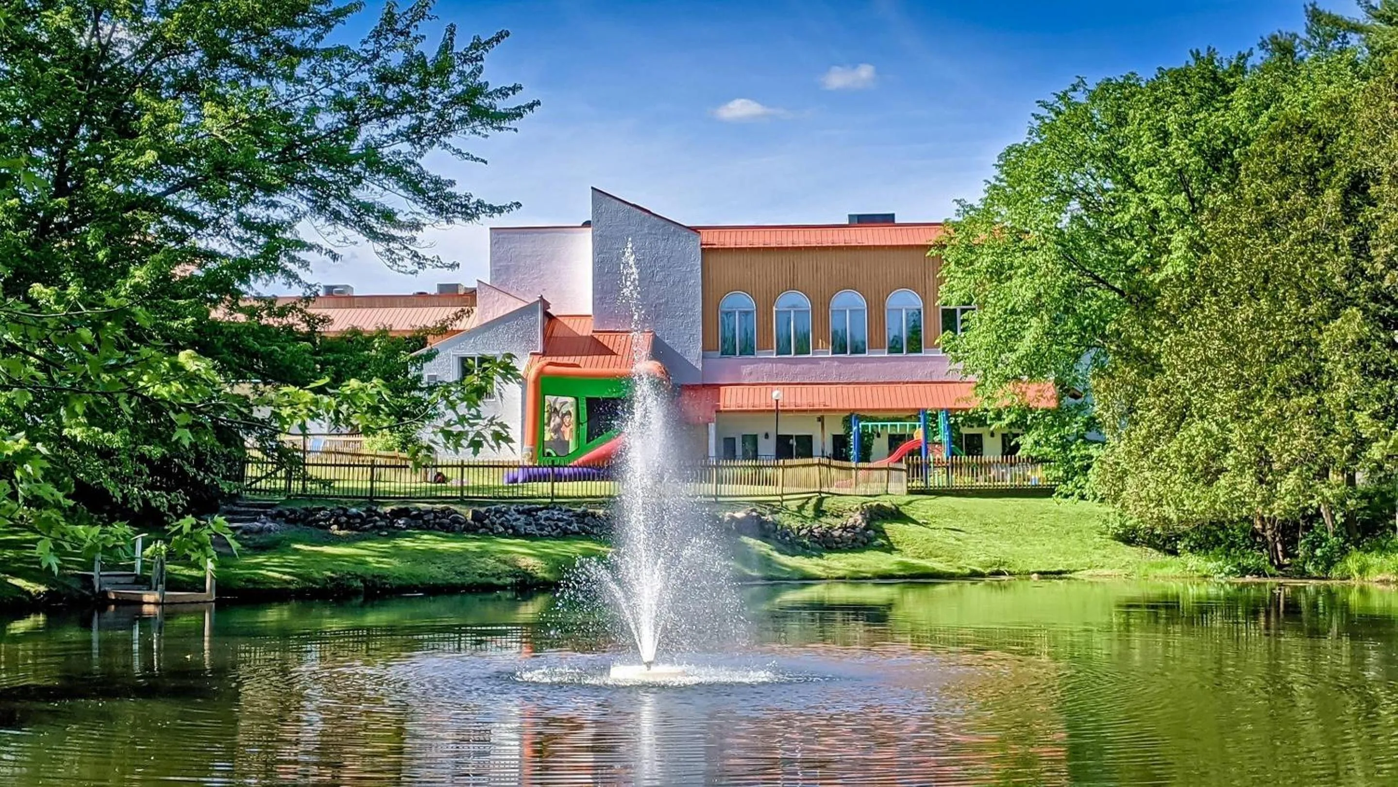 Property building in Hotel Cheribourg, an Ascend Collection Hotel