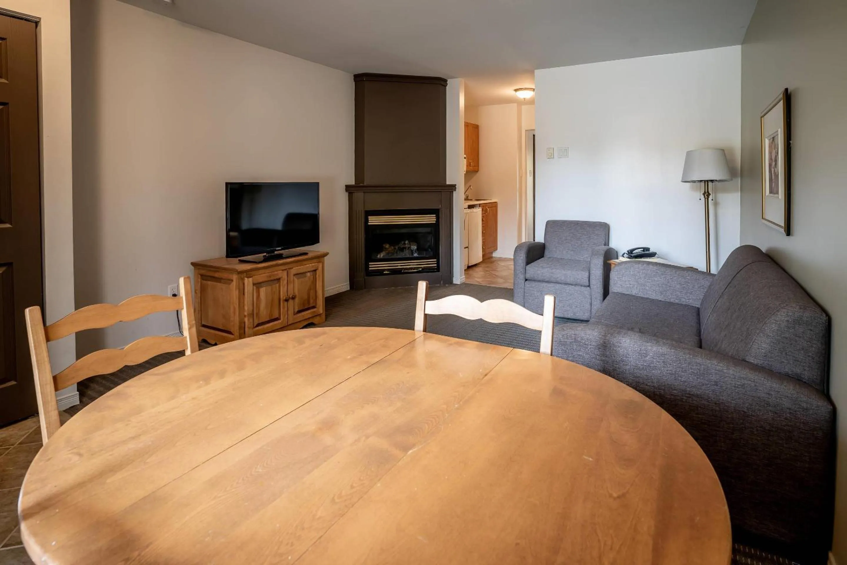 Bedroom in Hotel Cheribourg, an Ascend Collection Hotel