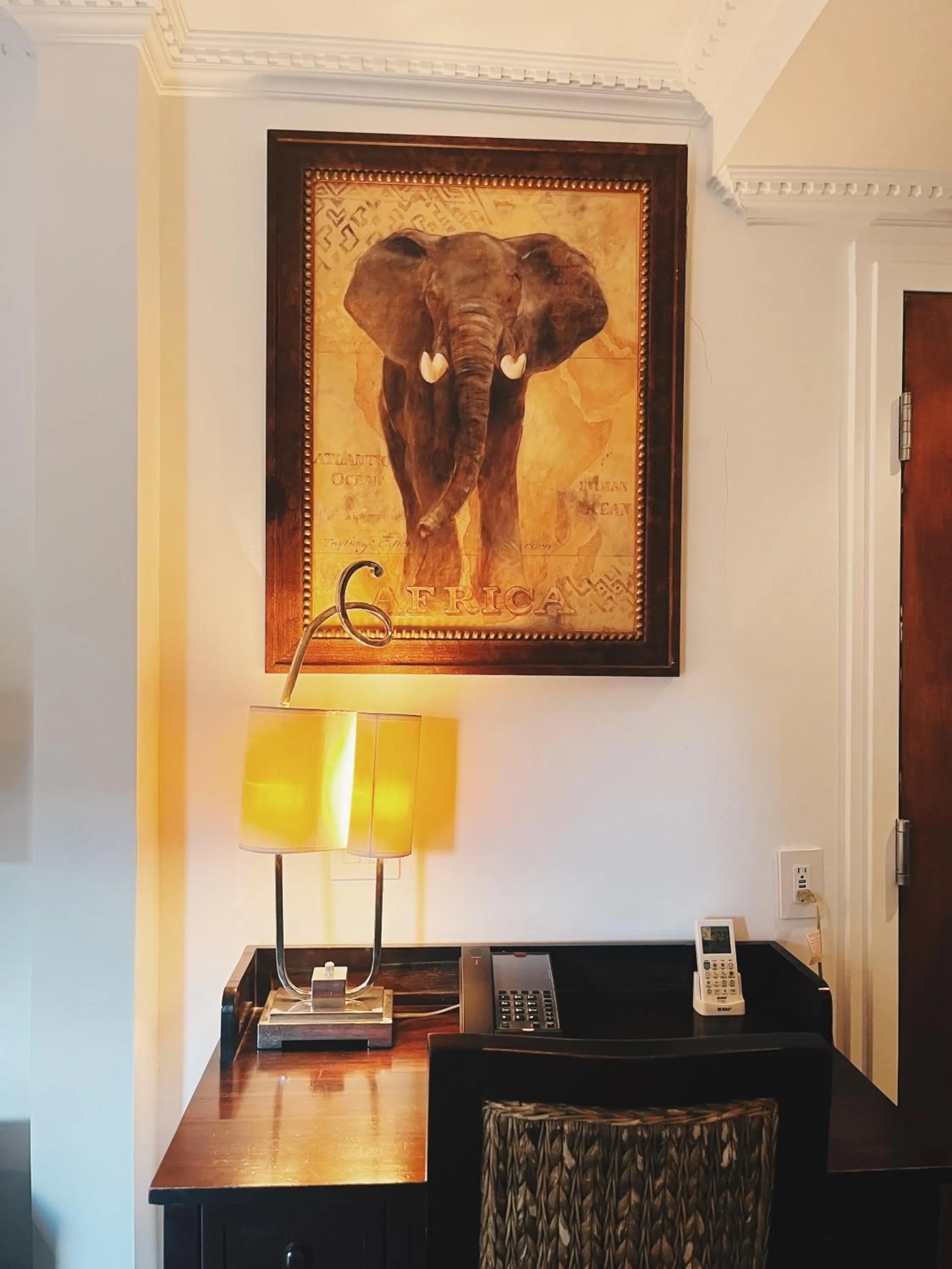 Decorative detail in Hotel Kutuma