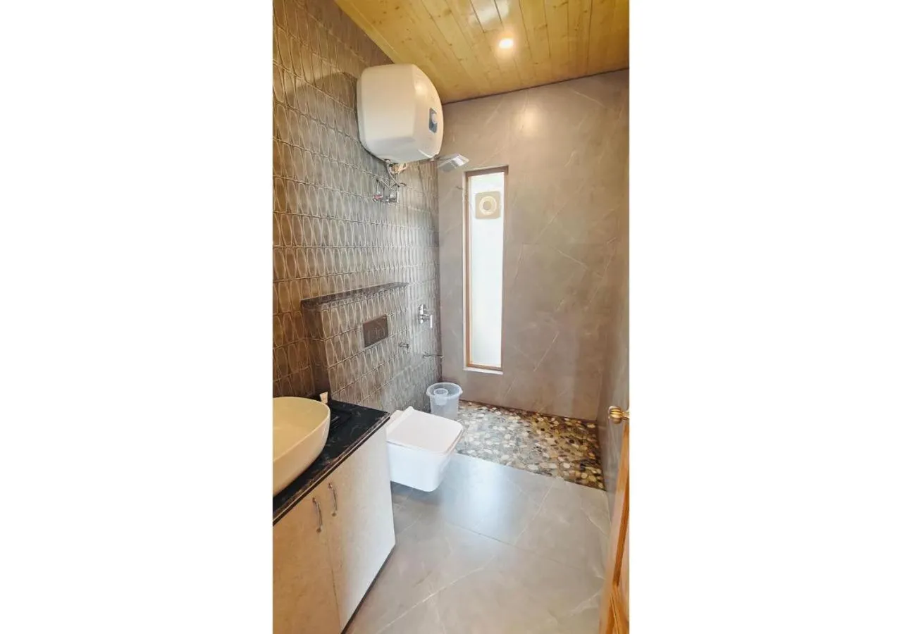 Bathroom in Hotel Alpine Musk