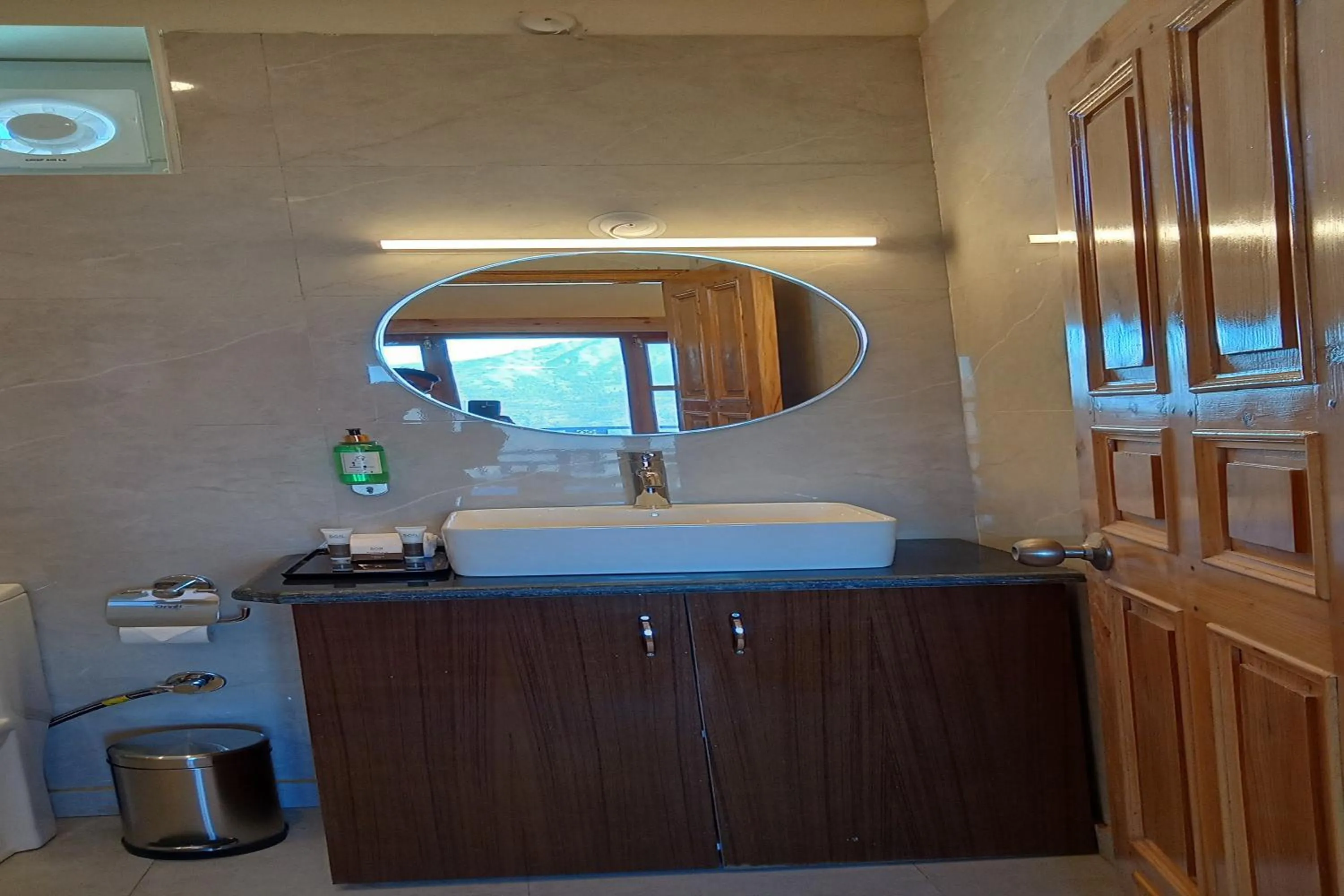 Bathroom in Hotel Alpine Musk