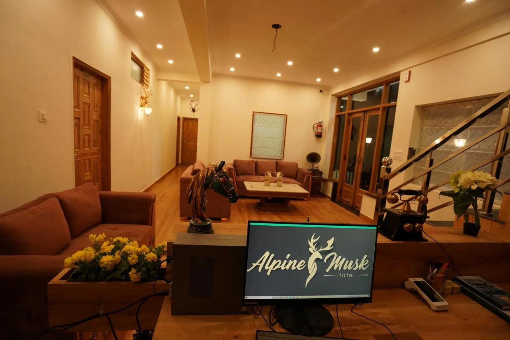 Seating area in Hotel Alpine Musk