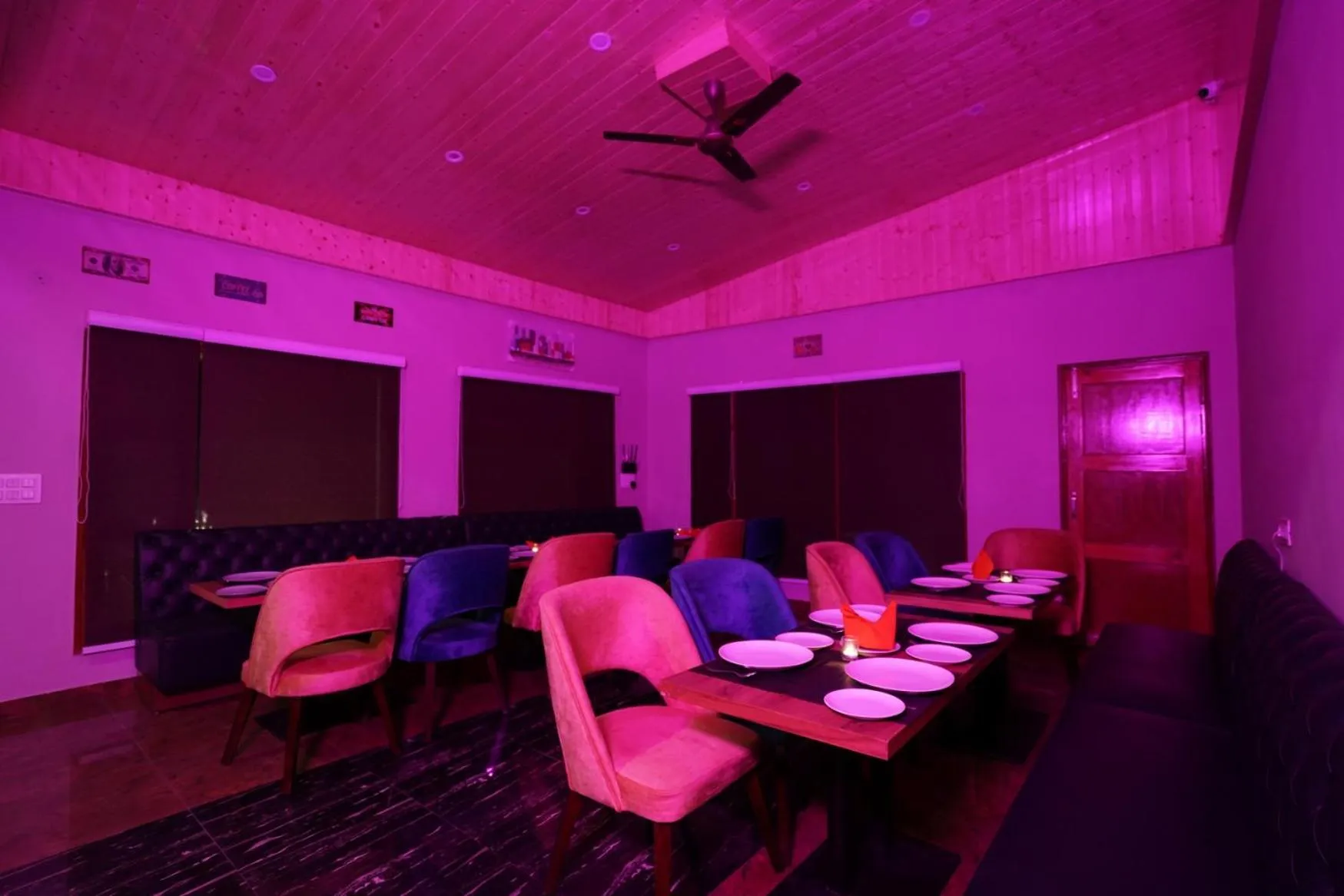 Restaurant/places to eat in Hotel Alpine Musk