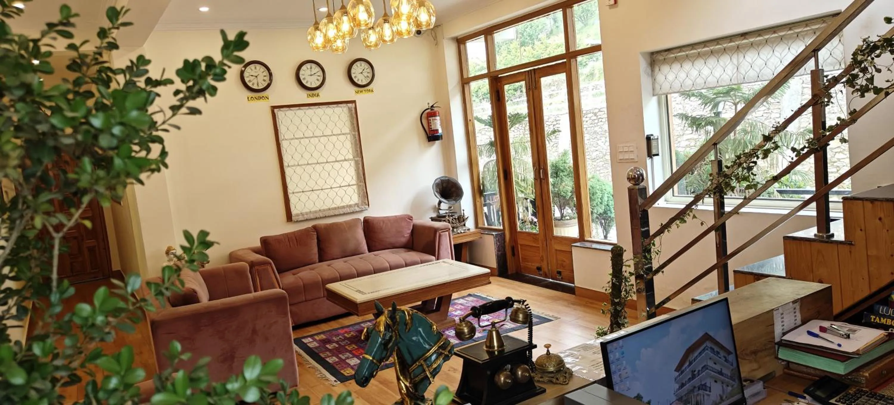 Seating area in Hotel Alpine Musk