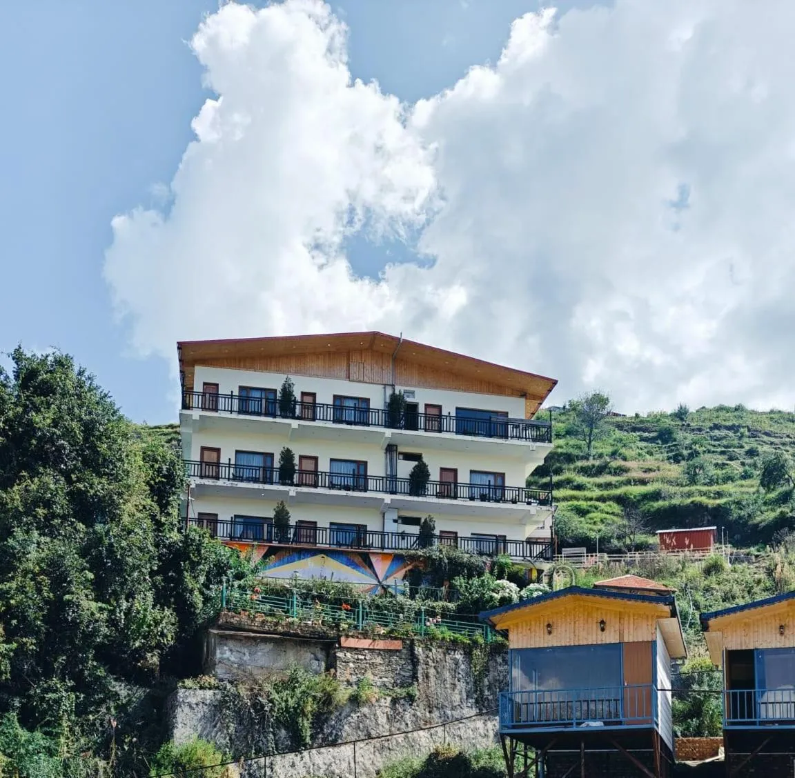 Property building in Hotel Alpine Musk