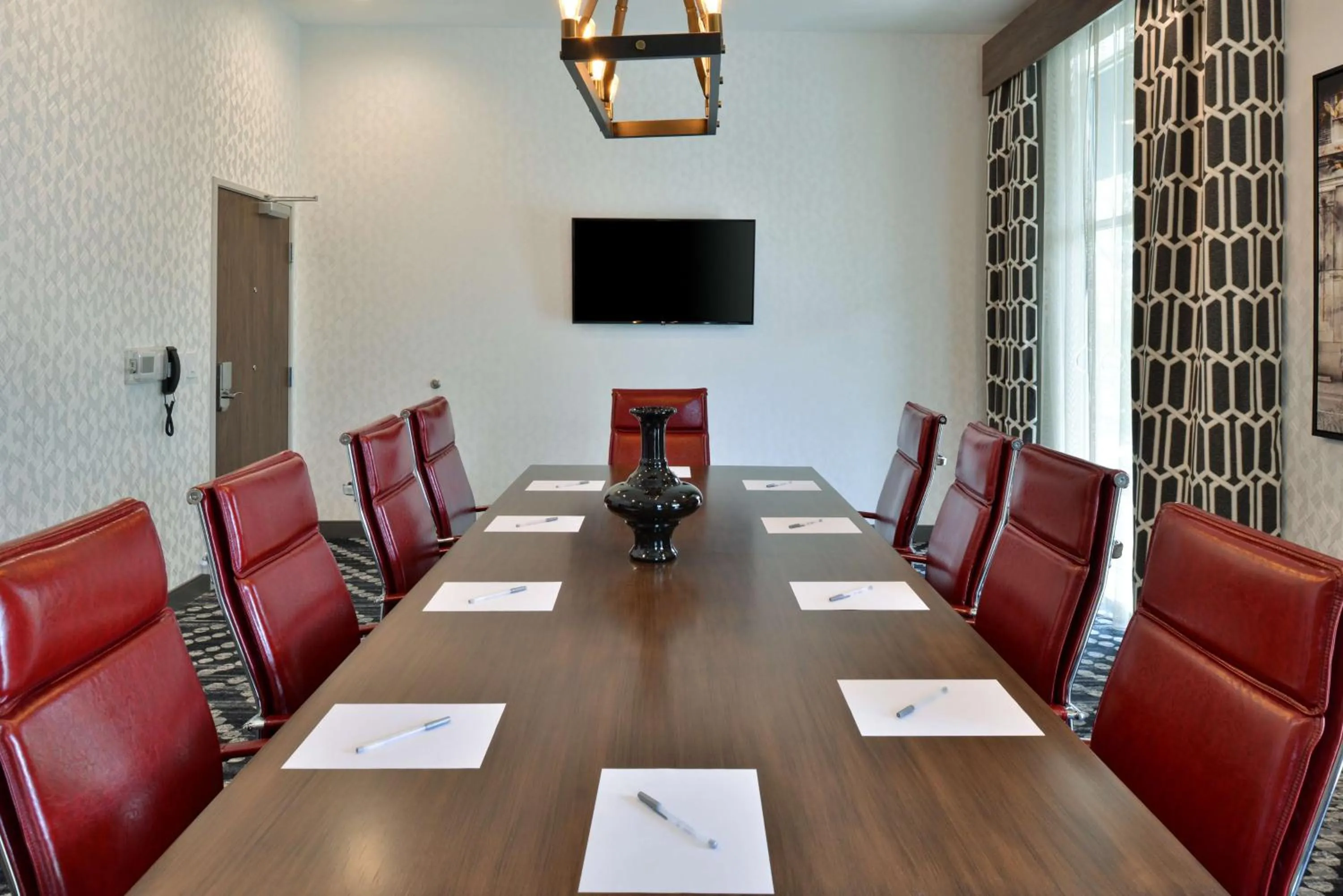 Meeting/conference room in Hampton Inn & Suites Greensboro Downtown, Nc