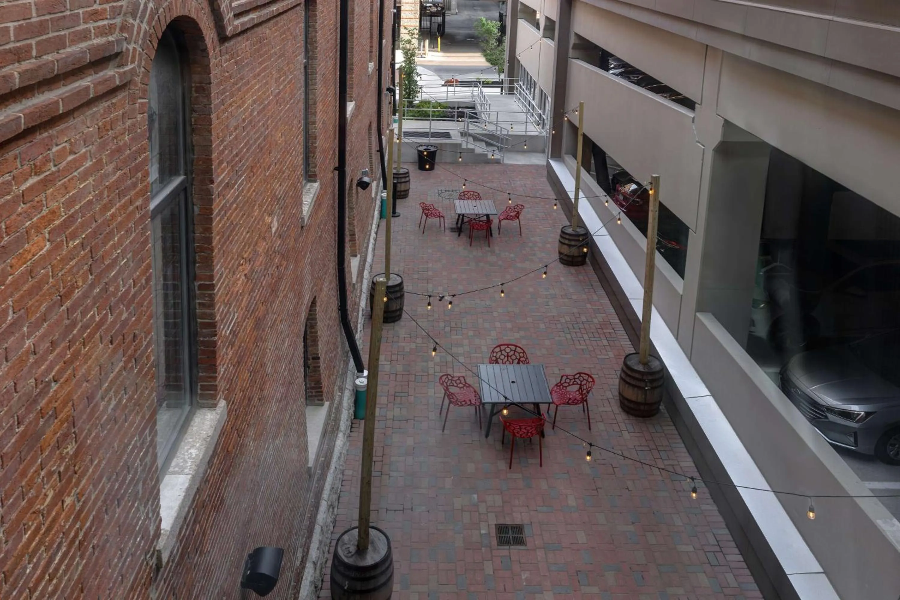 Property building in Homewood Suites by Hilton Indianapolis Downtown IUPUI