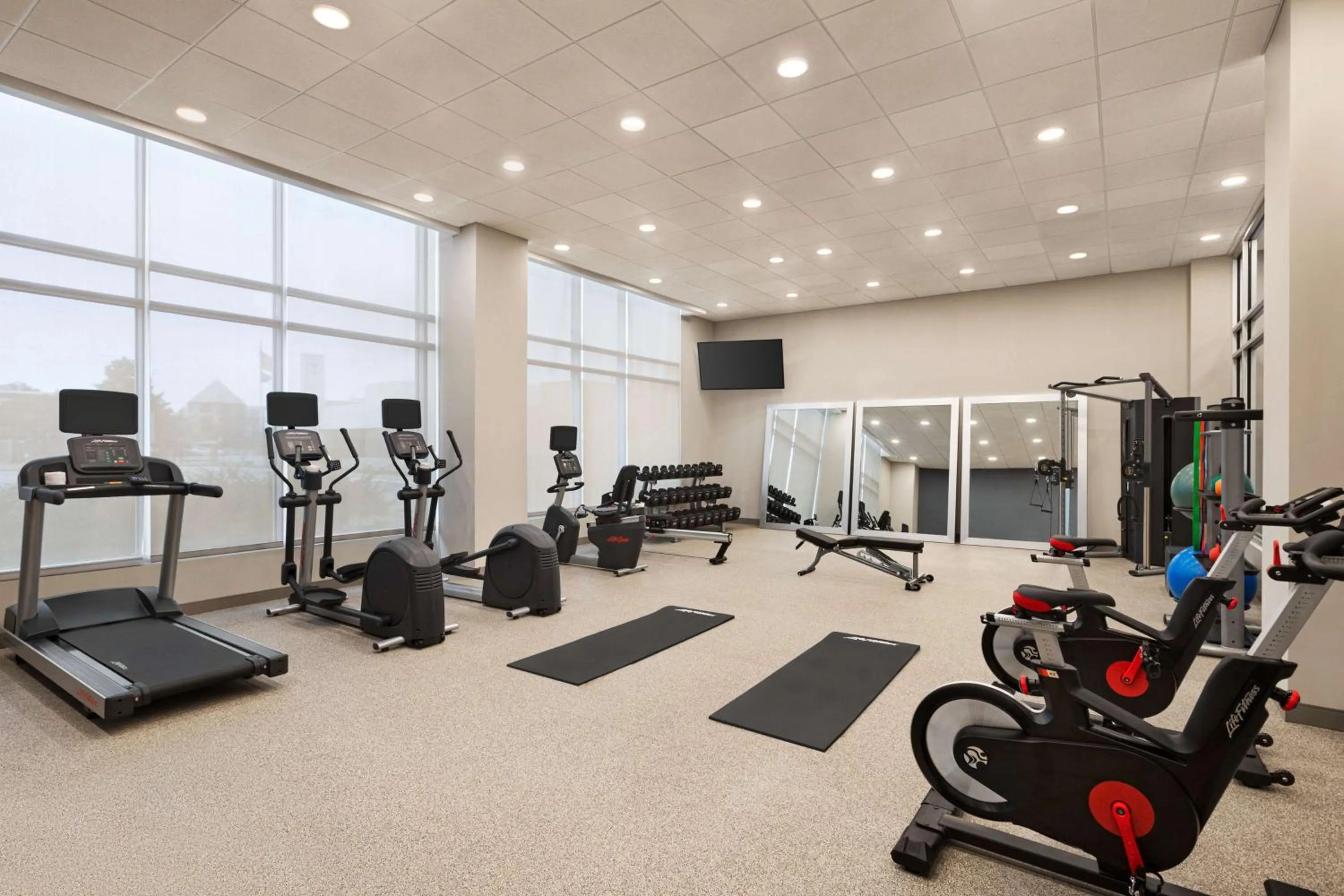 Fitness centre/facilities in Homewood Suites by Hilton Indianapolis Downtown IUPUI