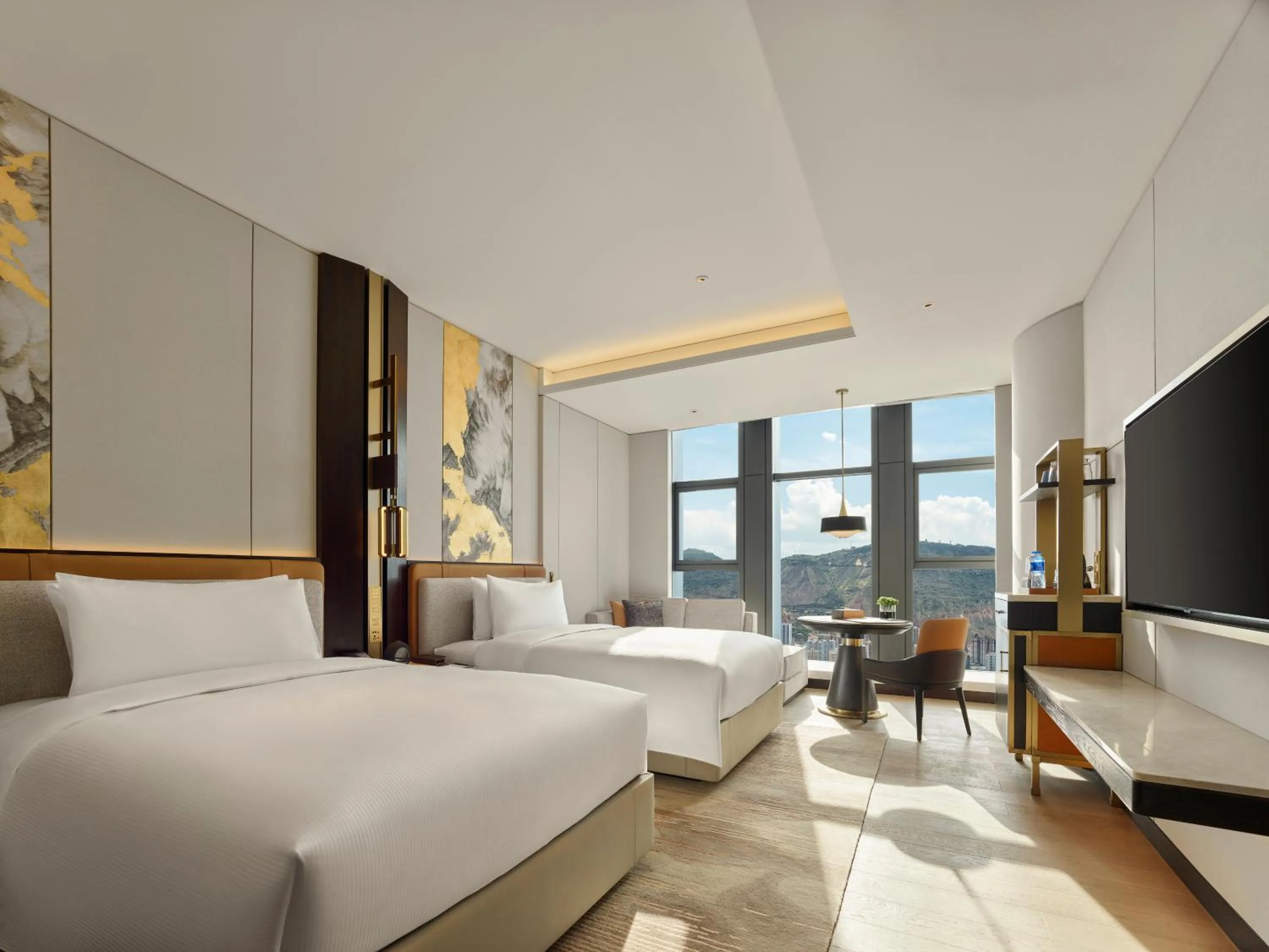 Bed in Hilton Lanzhou City Center