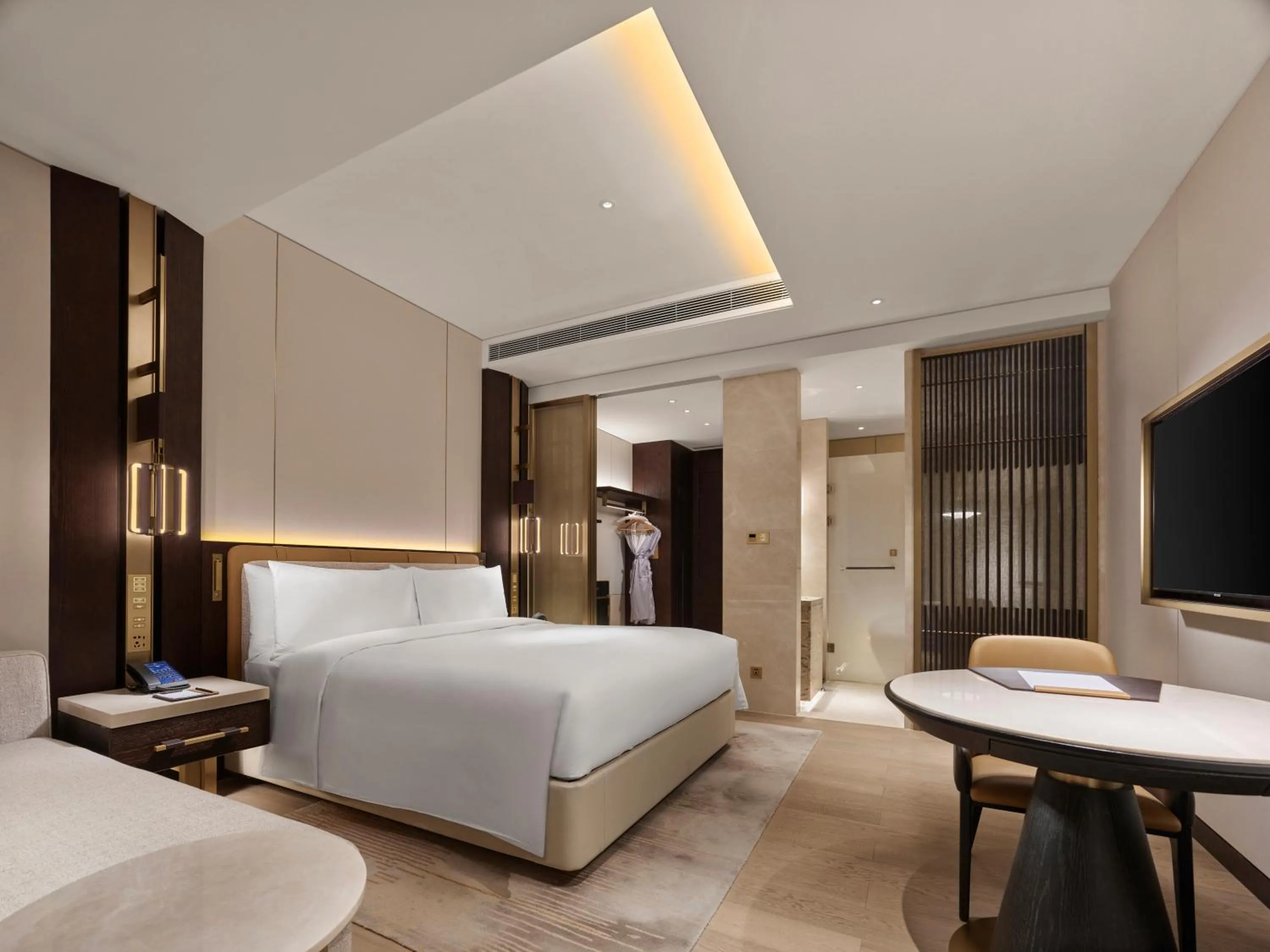 Bed in Hilton Lanzhou City Center