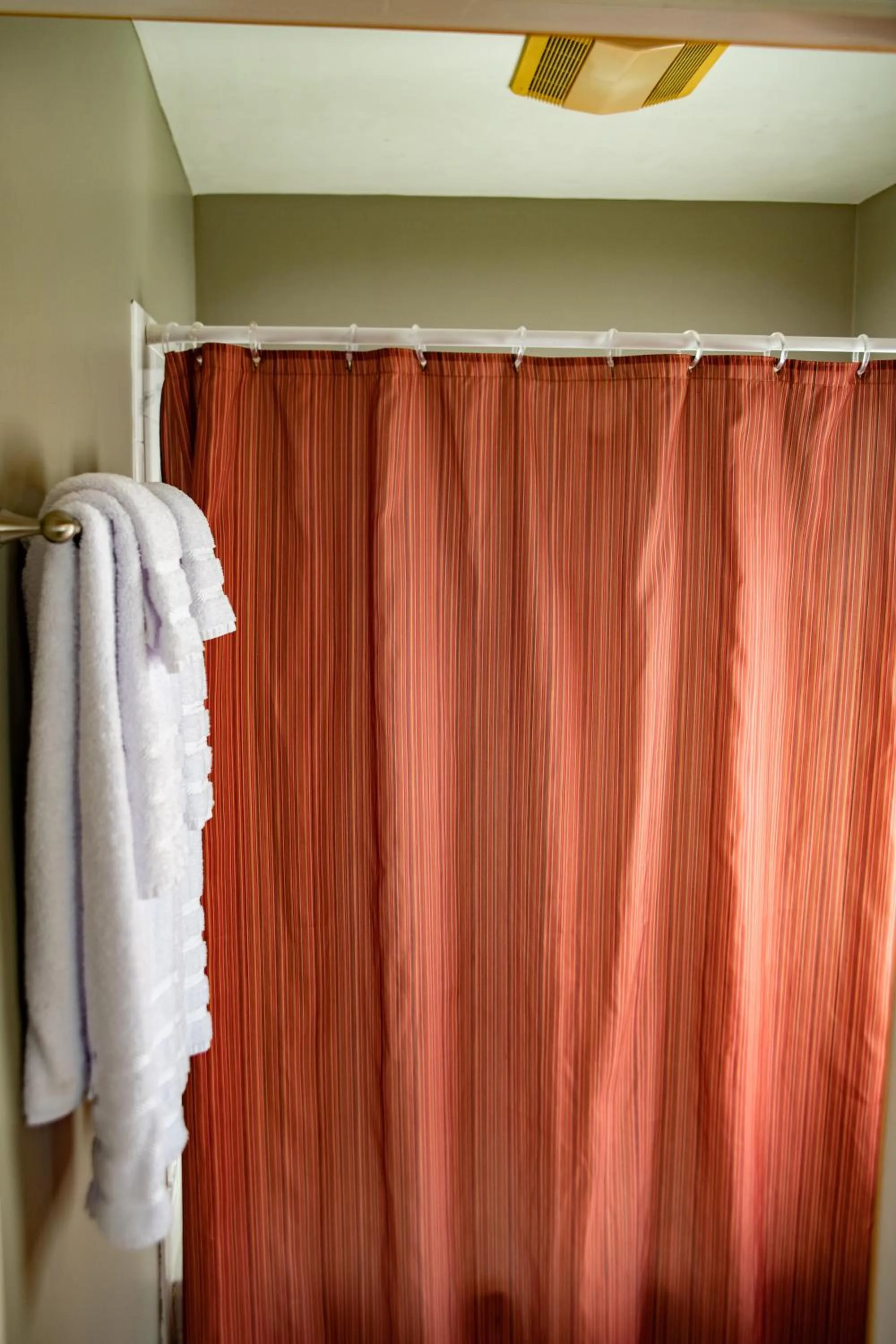 Elk River Hotel & Cafe