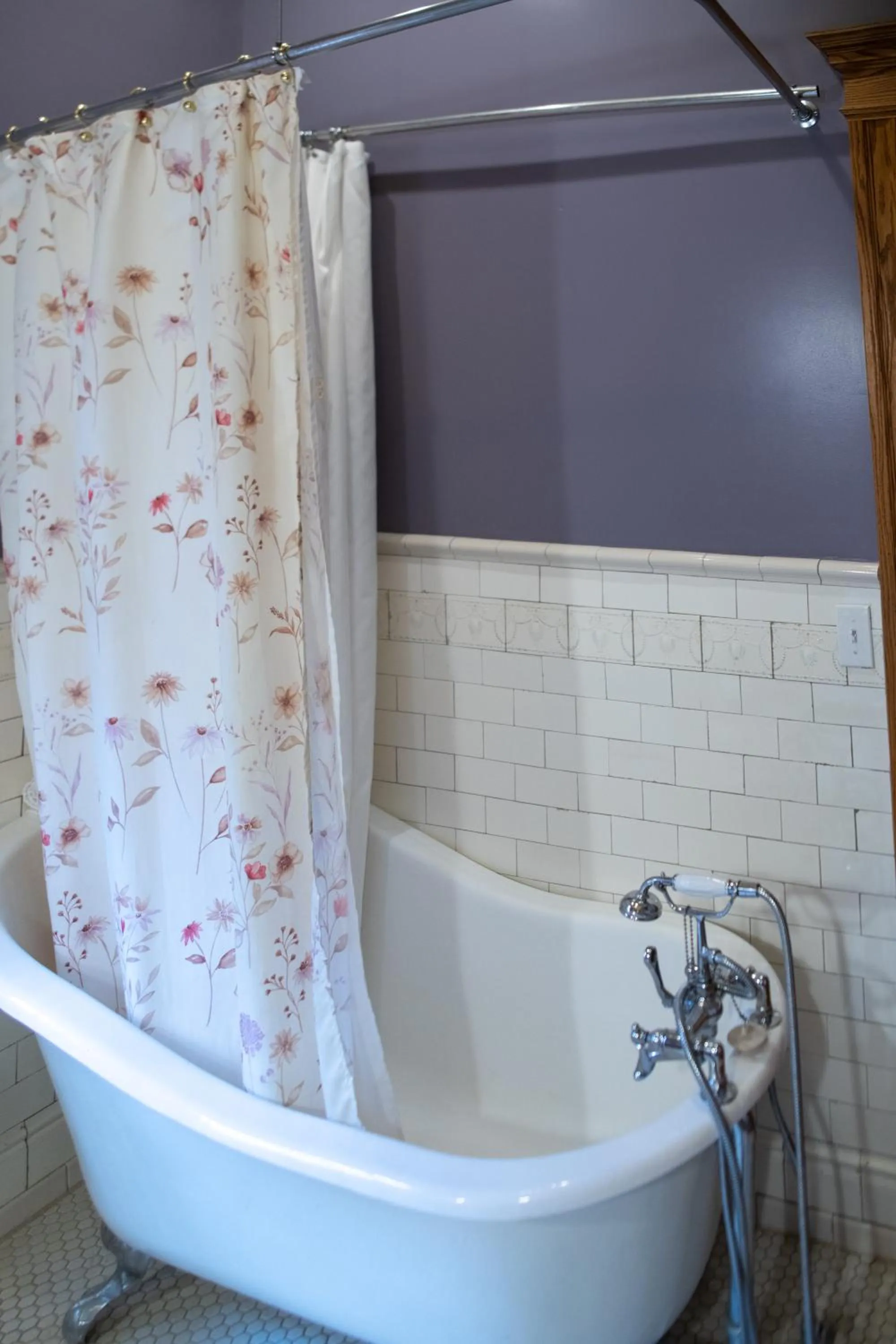 Elk River Hotel & Cafe