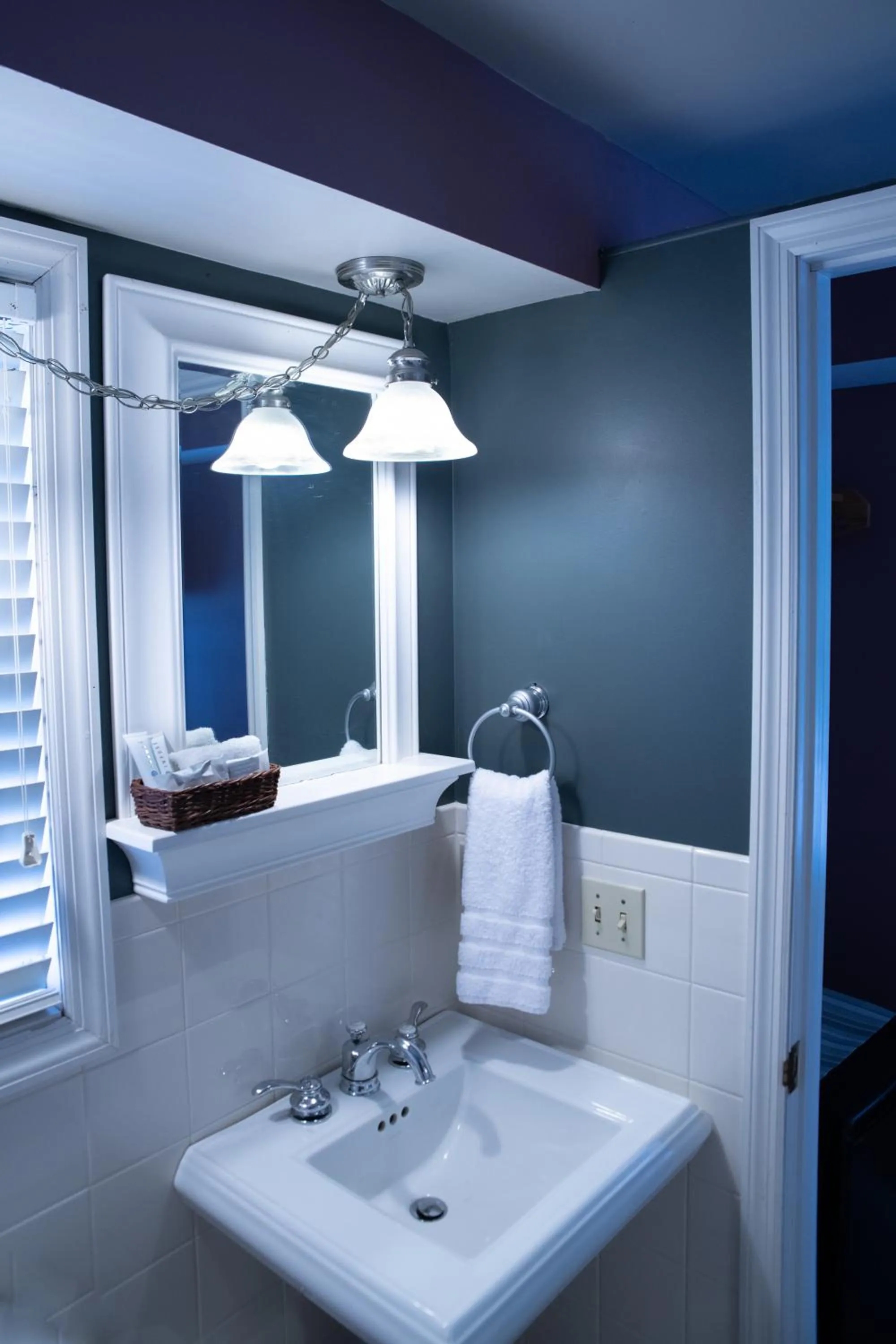 Elk River Hotel & Cafe