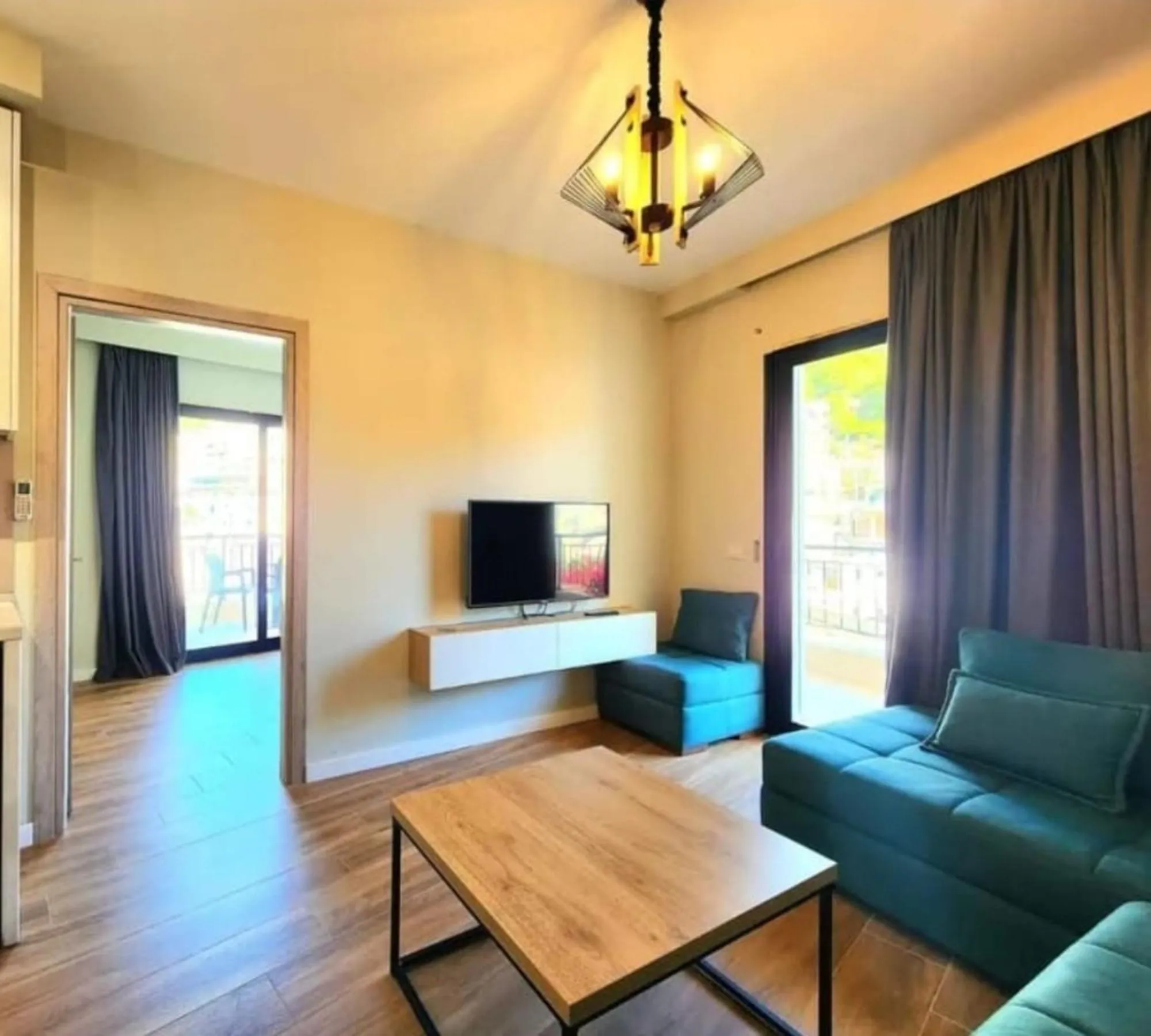 TV and multimedia in Joanna Suites