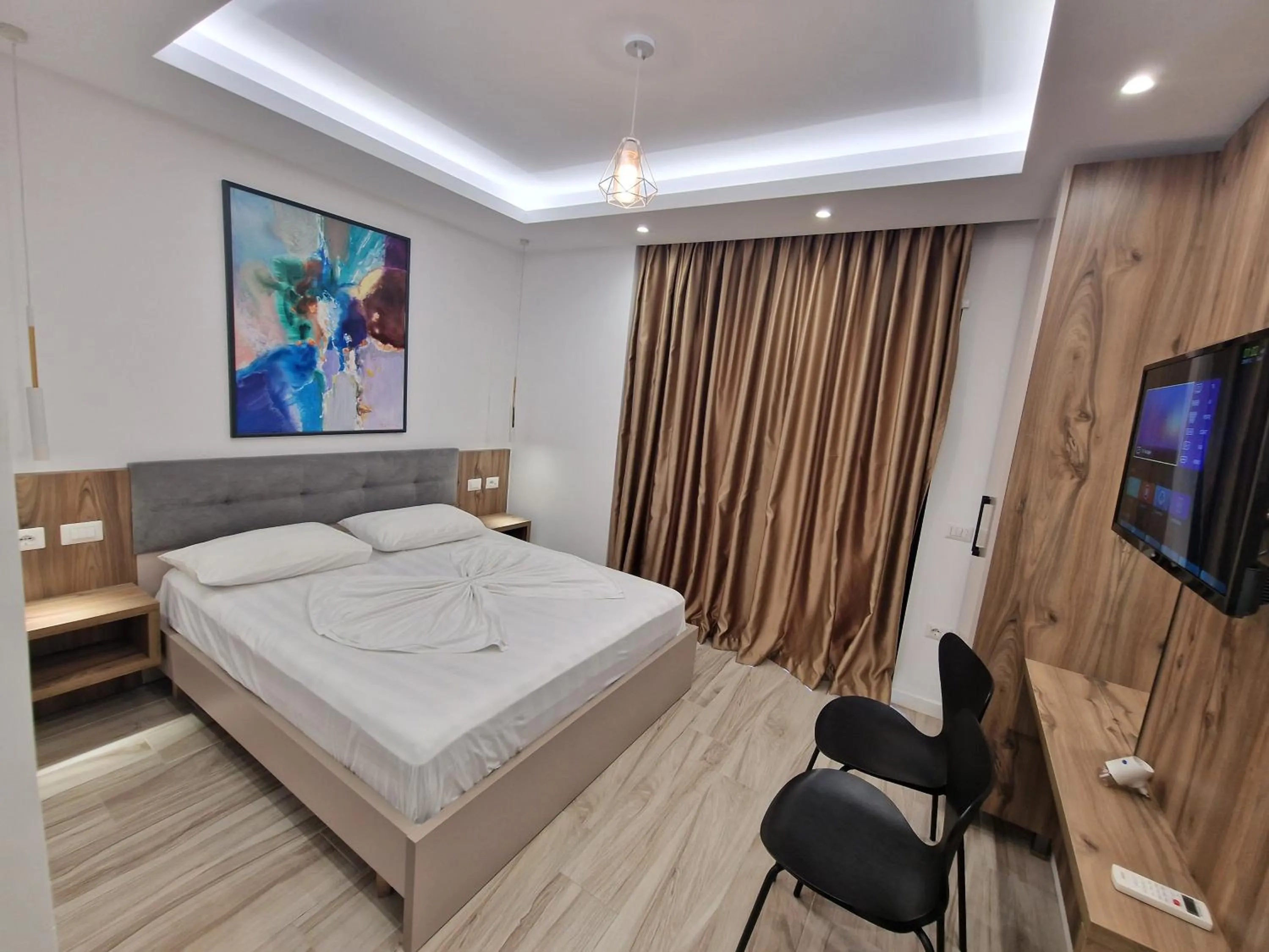 Bed in Joanna Suites