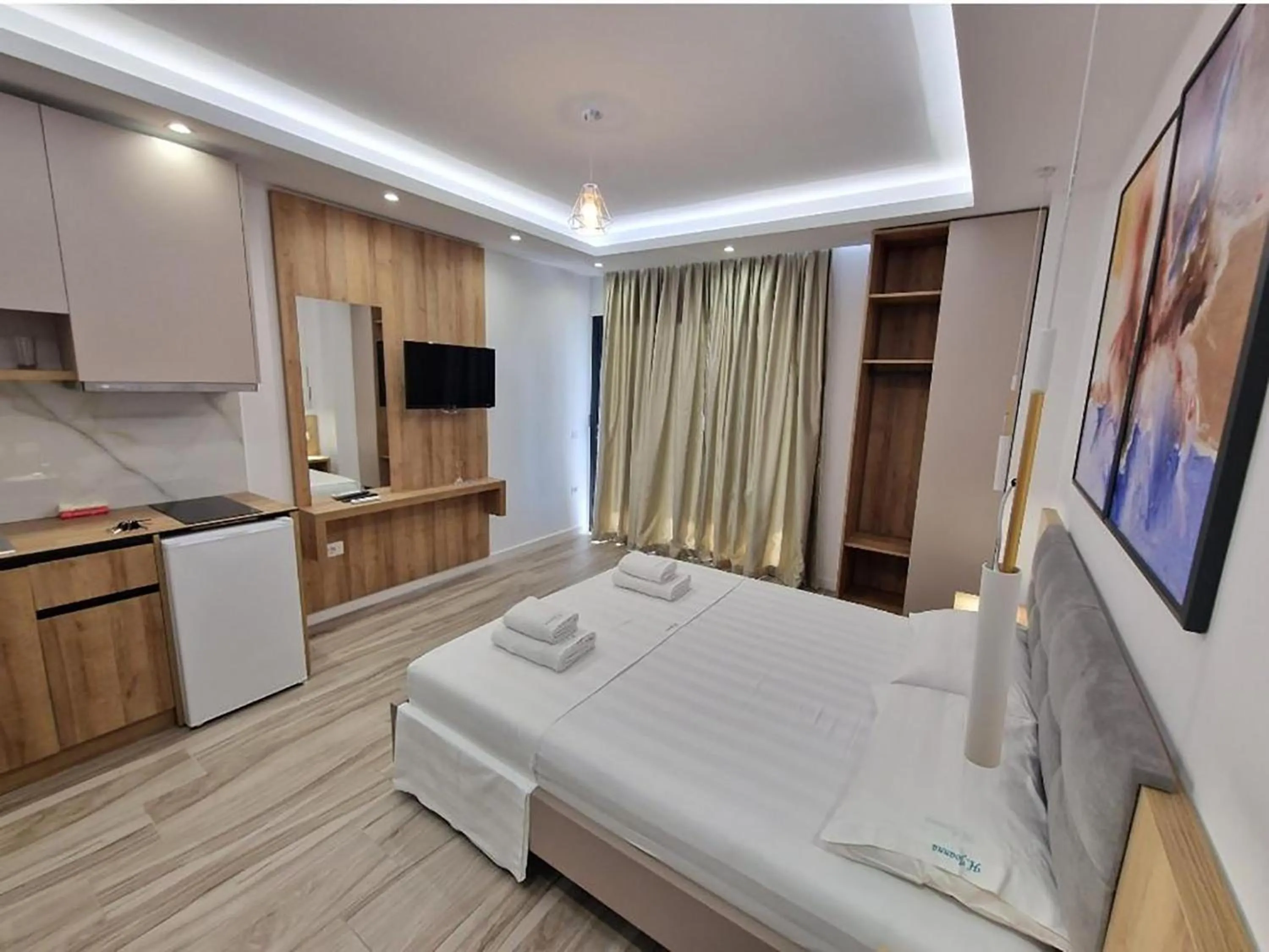 Bed in Joanna Suites