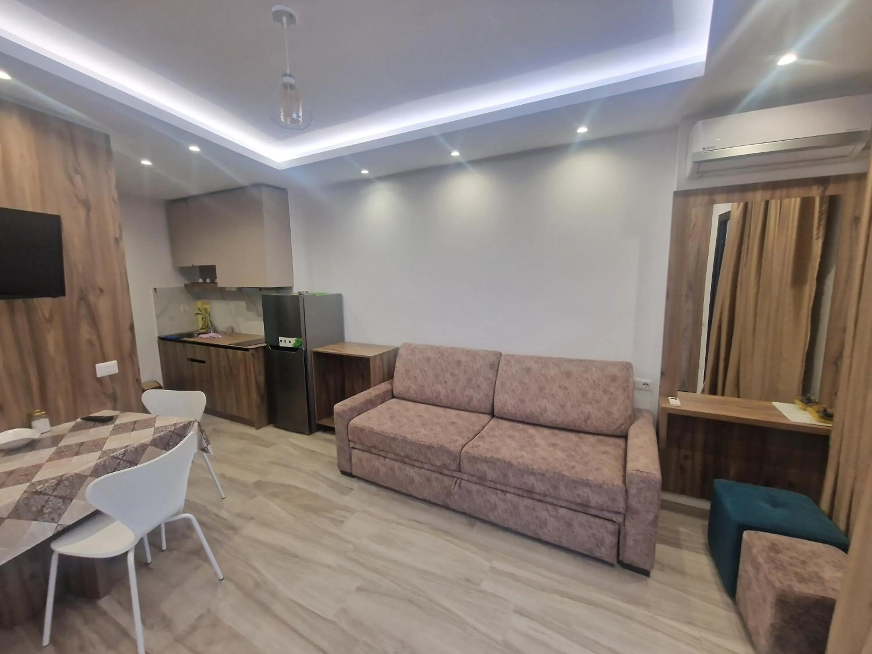 Living room in Joanna Suites