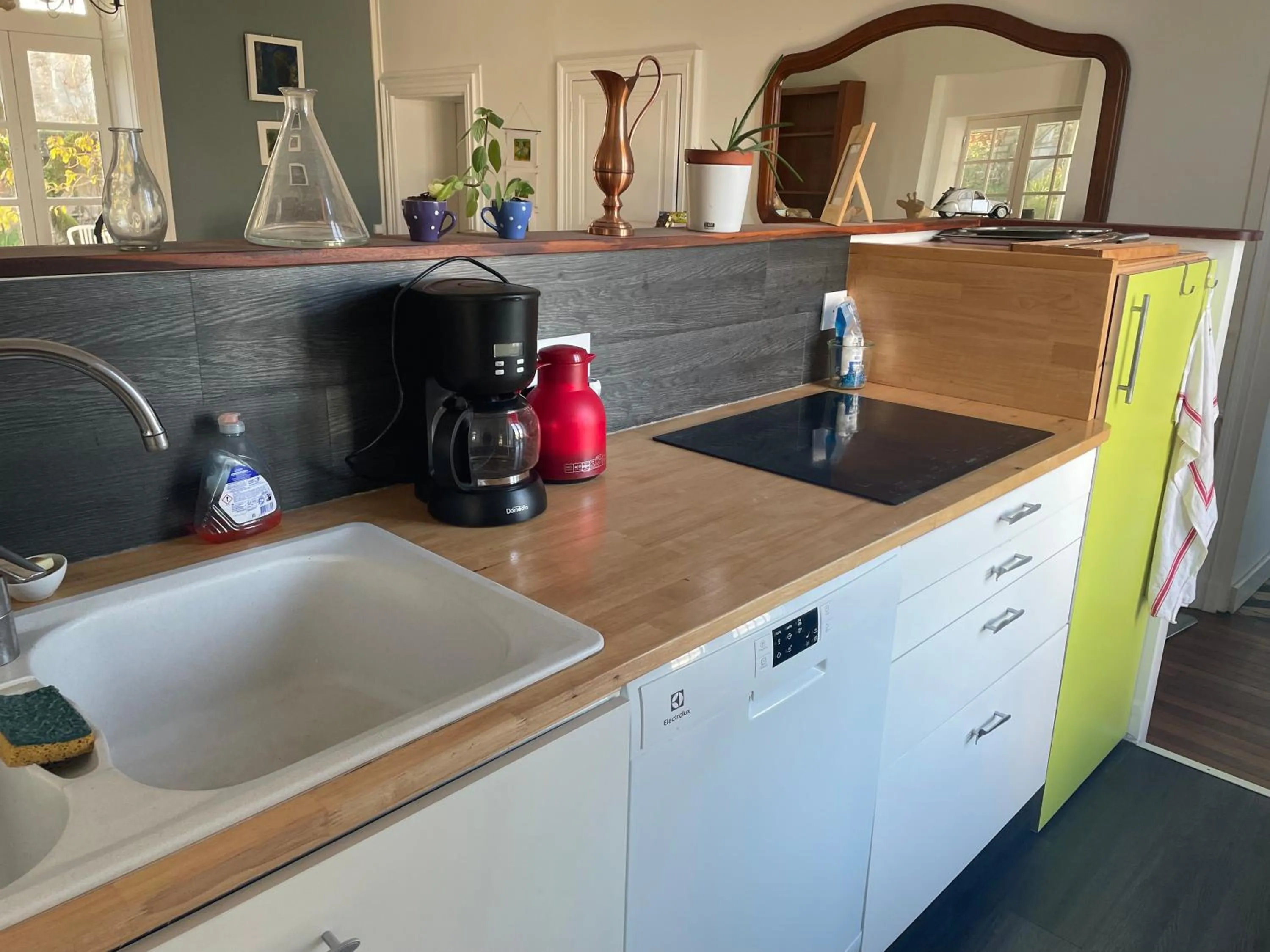 Communal kitchen in La Houache Chambres d'Hôtes