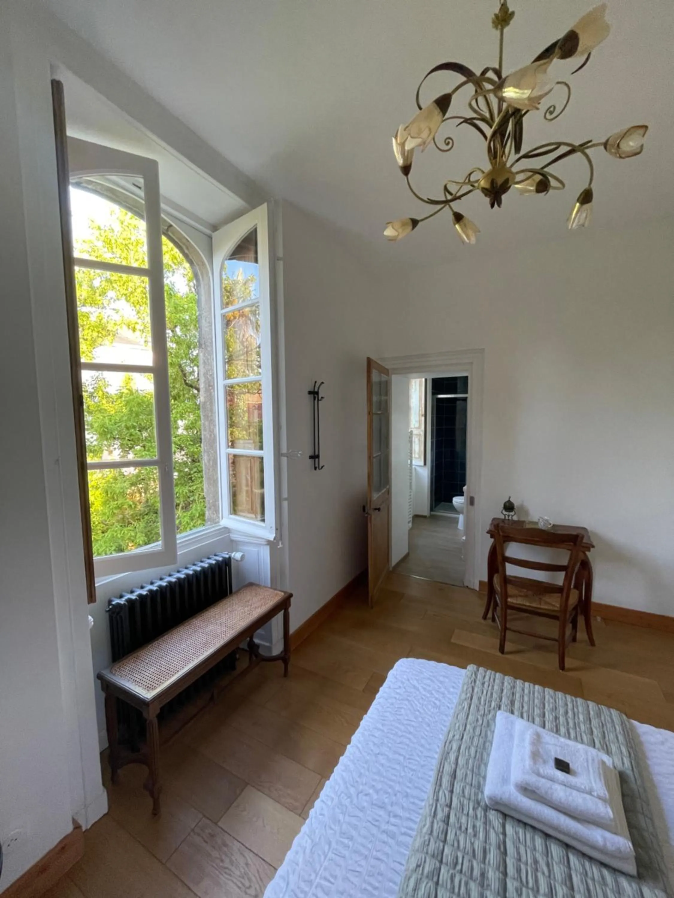 Bedroom, Bed in La Houache Chambres d'Hôtes
