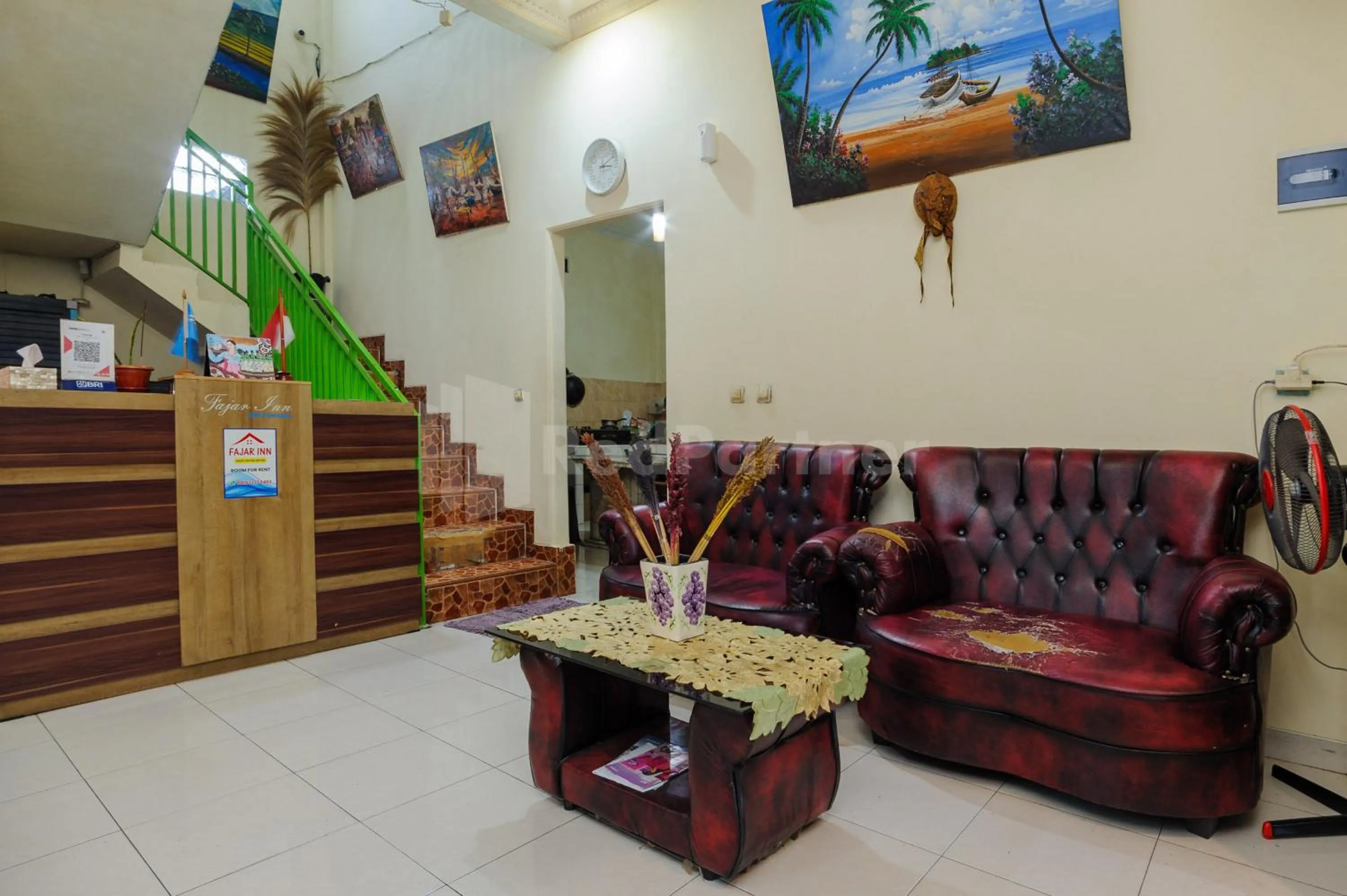 Lobby or reception in OYO 90594 Fajar Inn