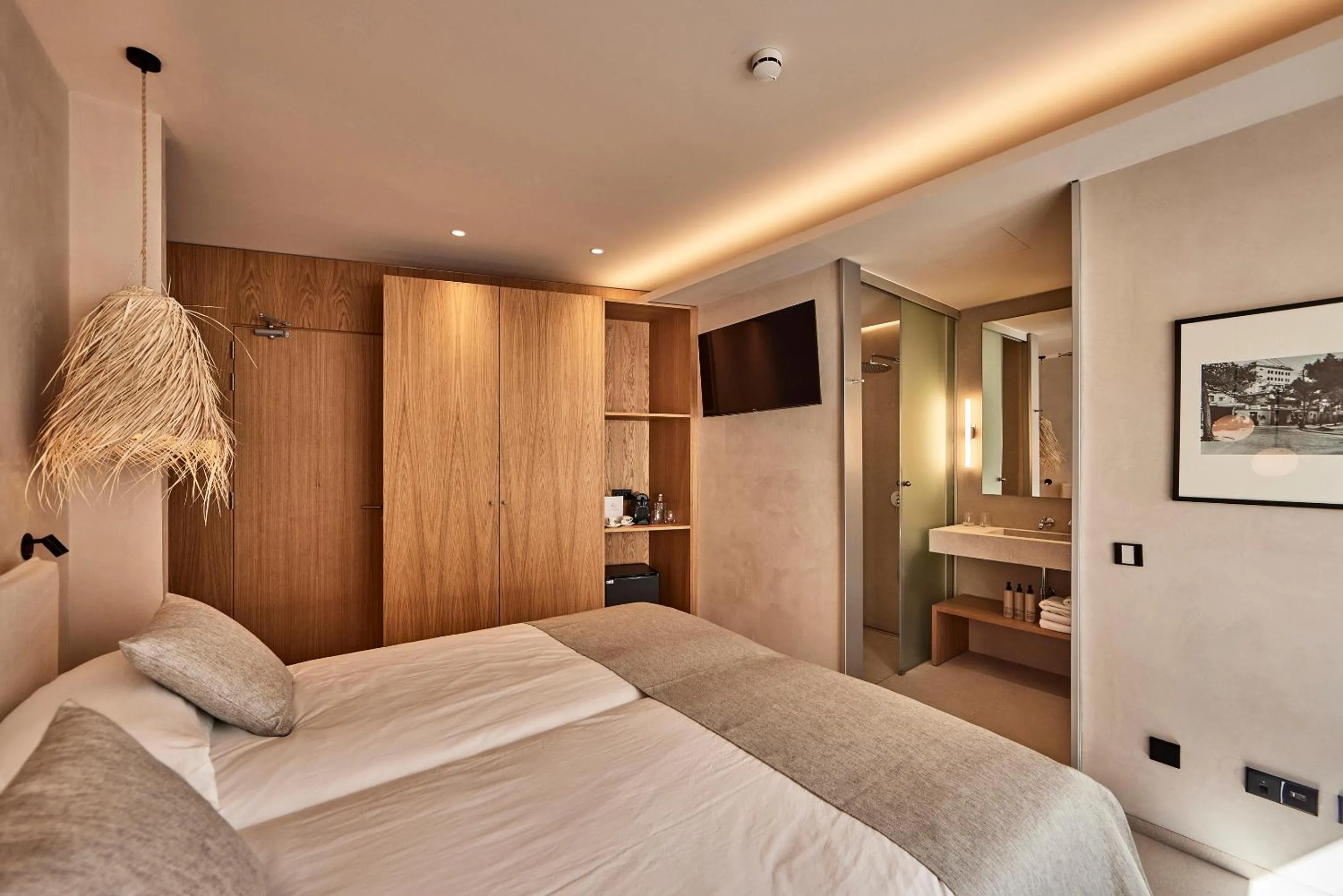 Photo of the whole room, Bed in JOE'S GOMILA BOUTIQUE HOTEL