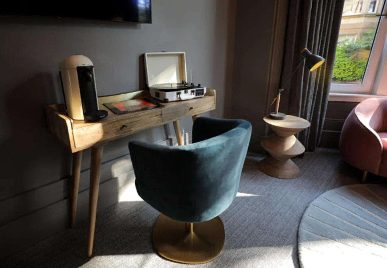 Seating area in Boutique 50