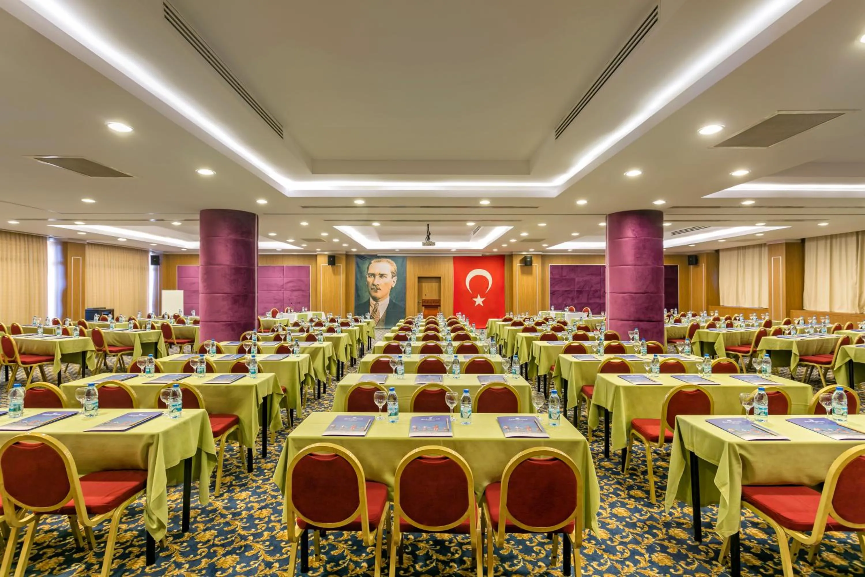 Meeting/conference room in Özkaymak Select Resort