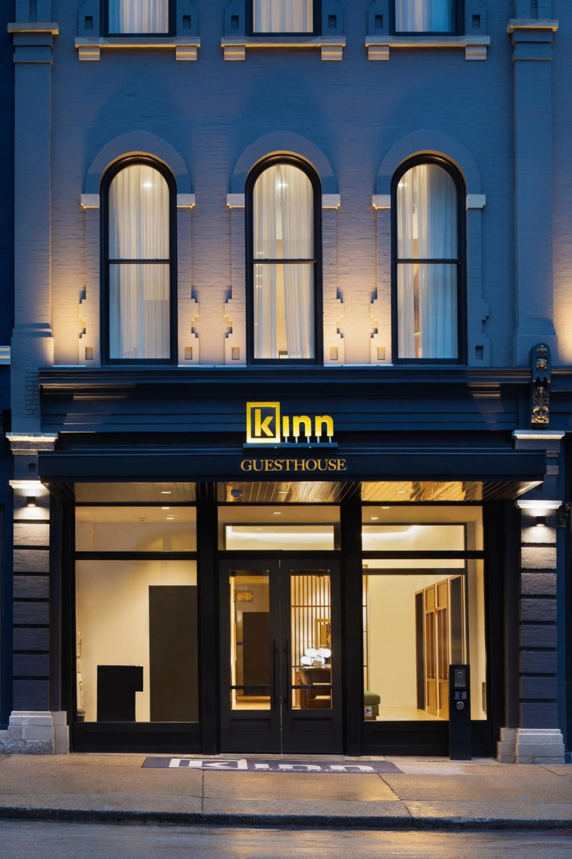 Facade/entrance in Kinn Guesthouse Downtown