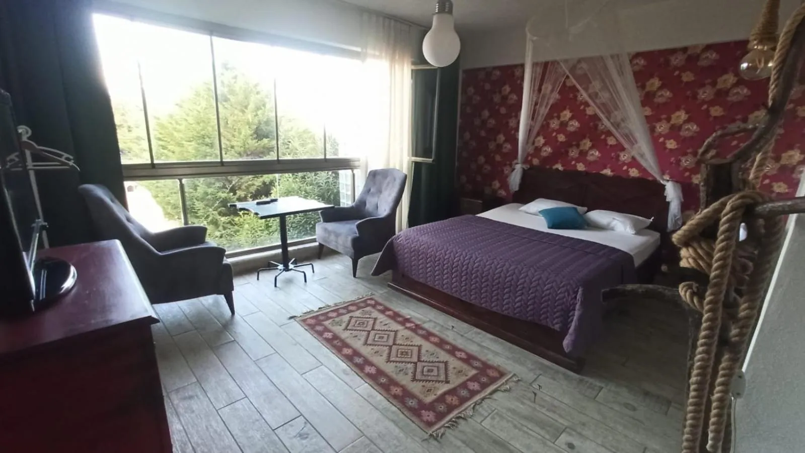 Lake view, Bed in Gölyaka Hotel