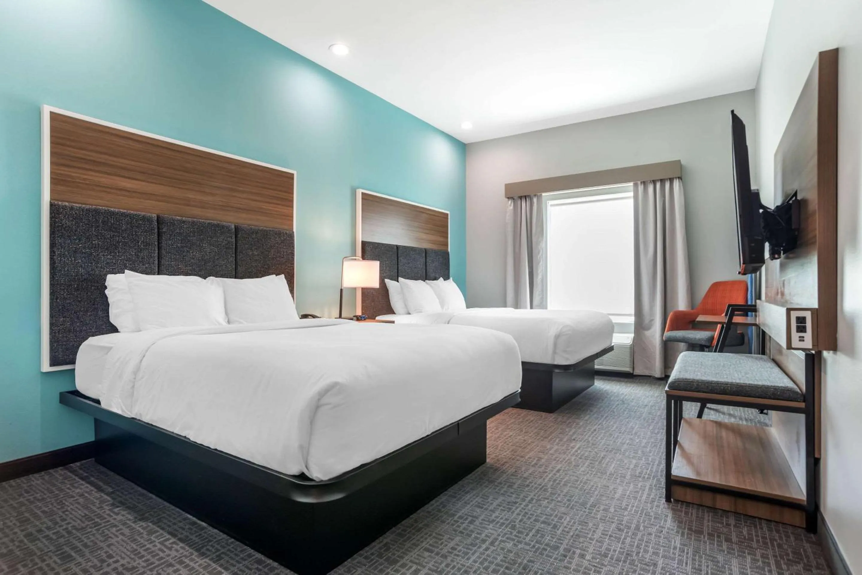 Bedroom, Bed in Comfort Inn Miramar Beach-Destin