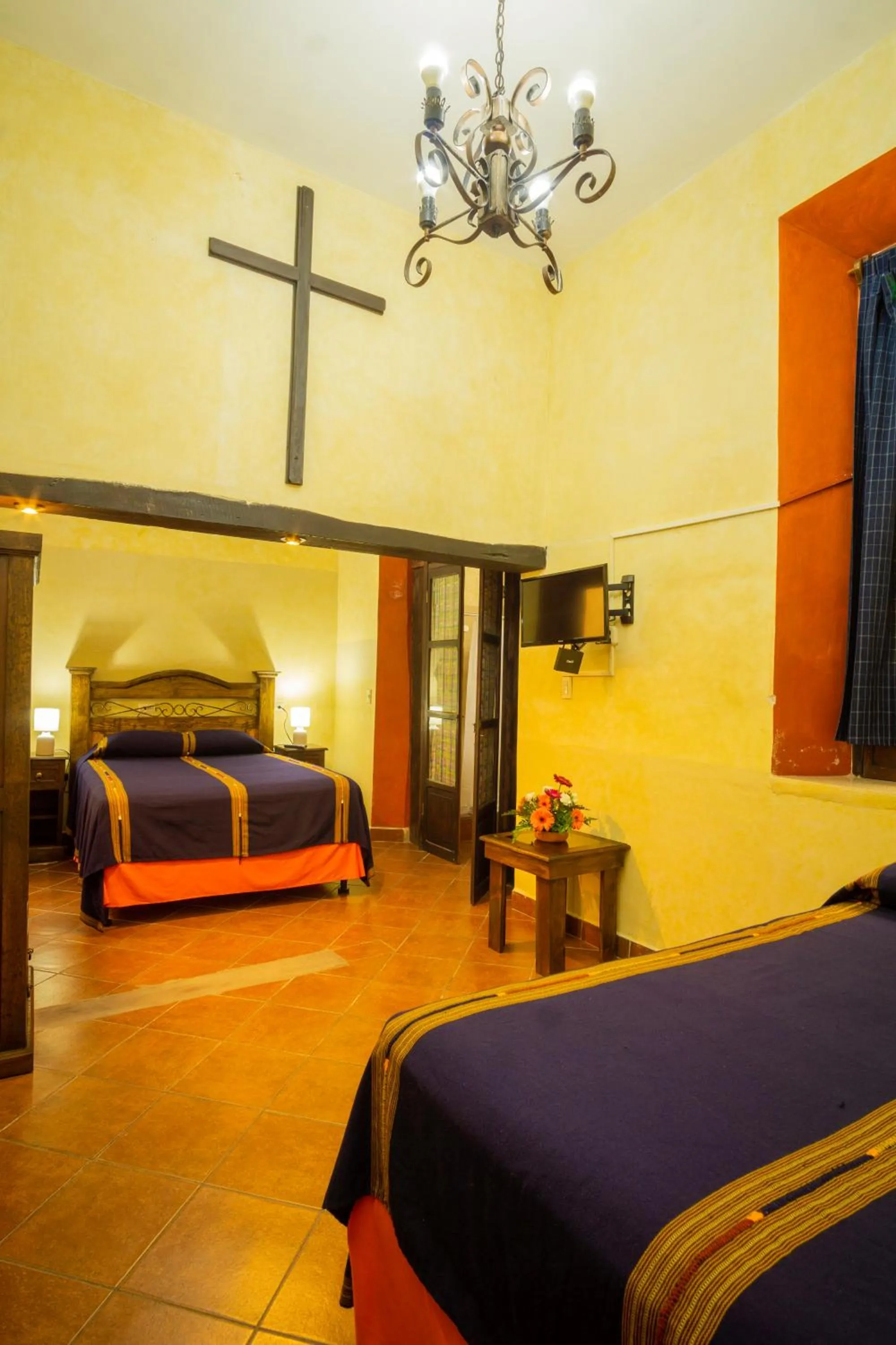 Bedroom, Bed in Hotel Maya Ik'