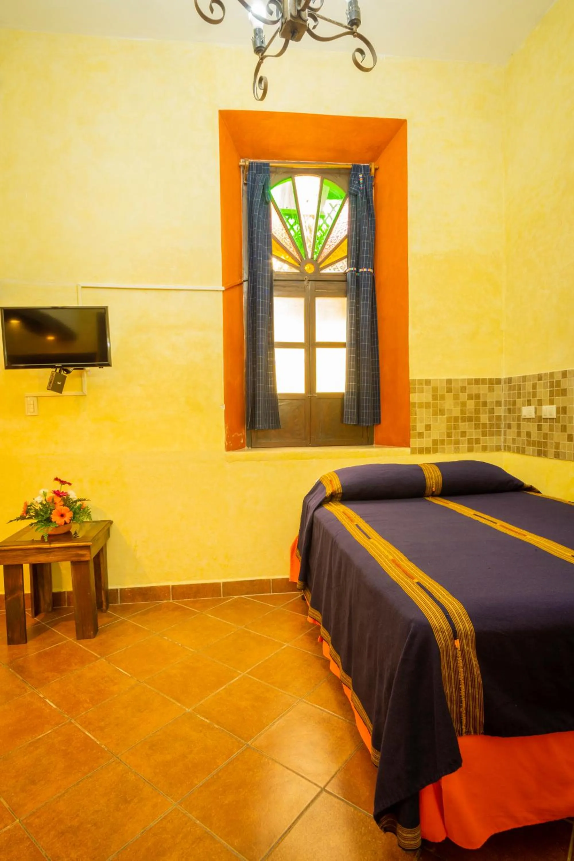 Bedroom, Bed in Hotel Maya Ik'