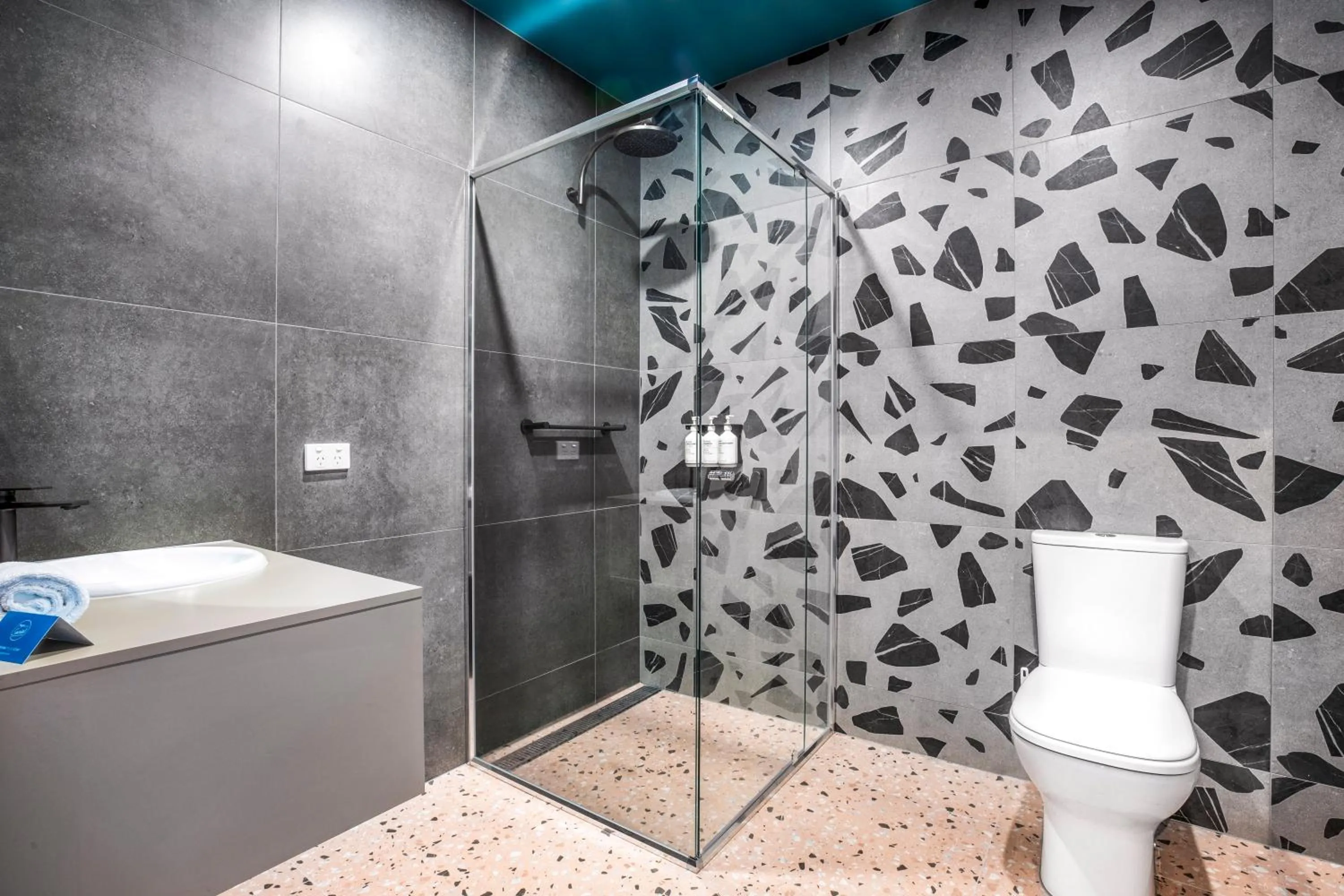 Shower in Royal Hotel by Nightcap Social