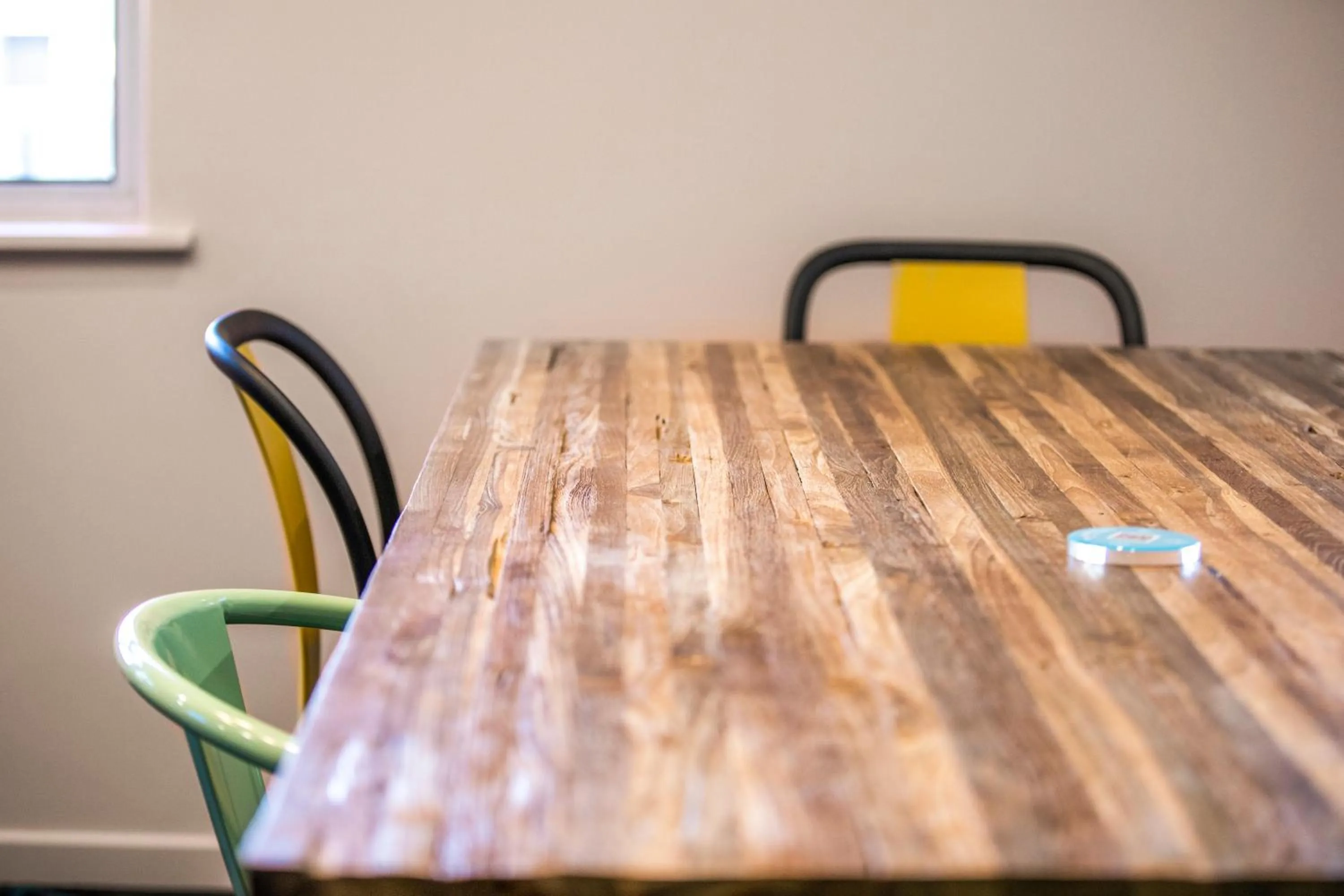 Communal lounge/ TV room in Royal Hotel by Nightcap Social