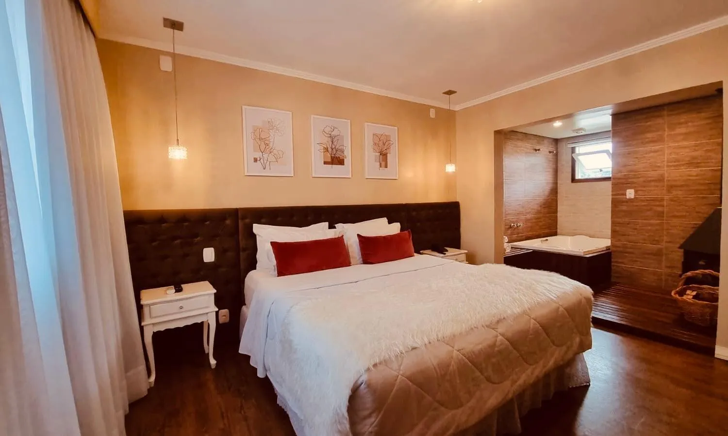 Photo of the whole room, Bed in Pousada Quinta do Vale