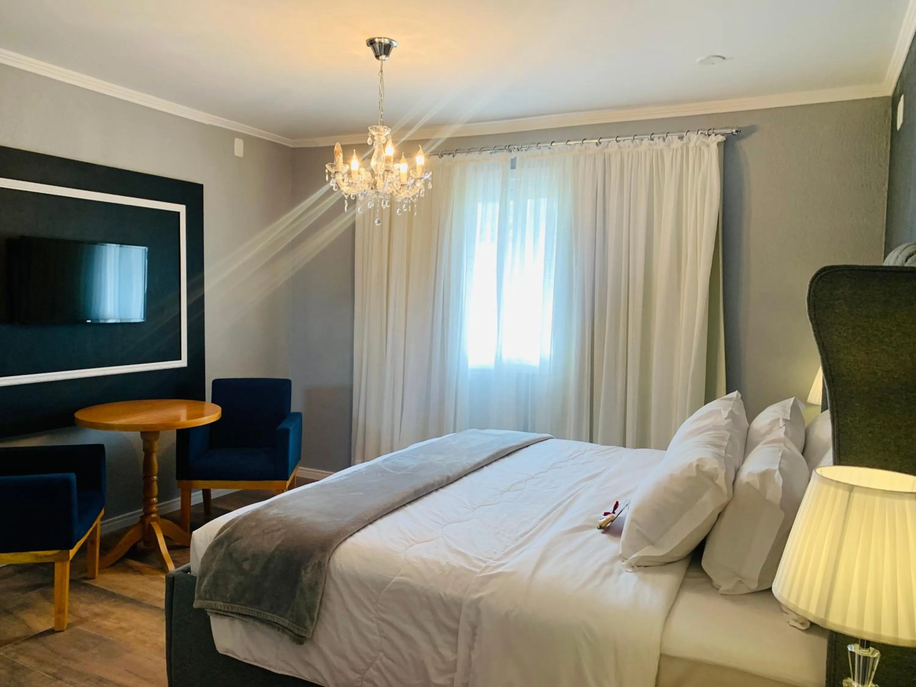 Photo of the whole room, Bed in Pousada Quinta do Vale