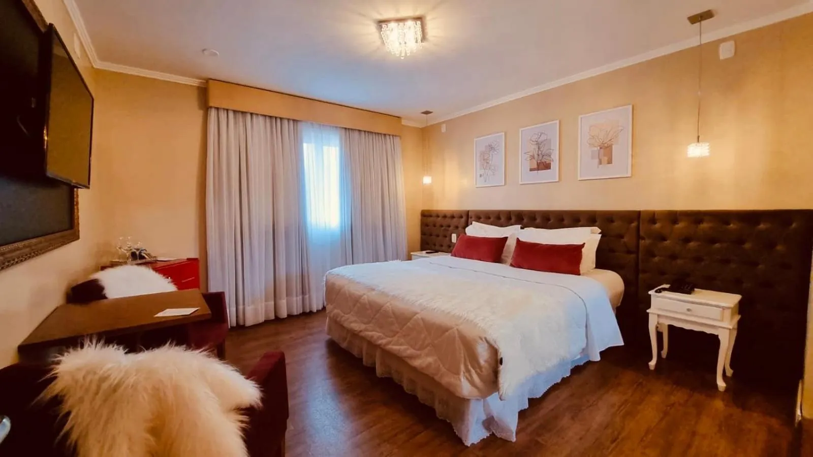 Photo of the whole room, Bed in Pousada Quinta do Vale