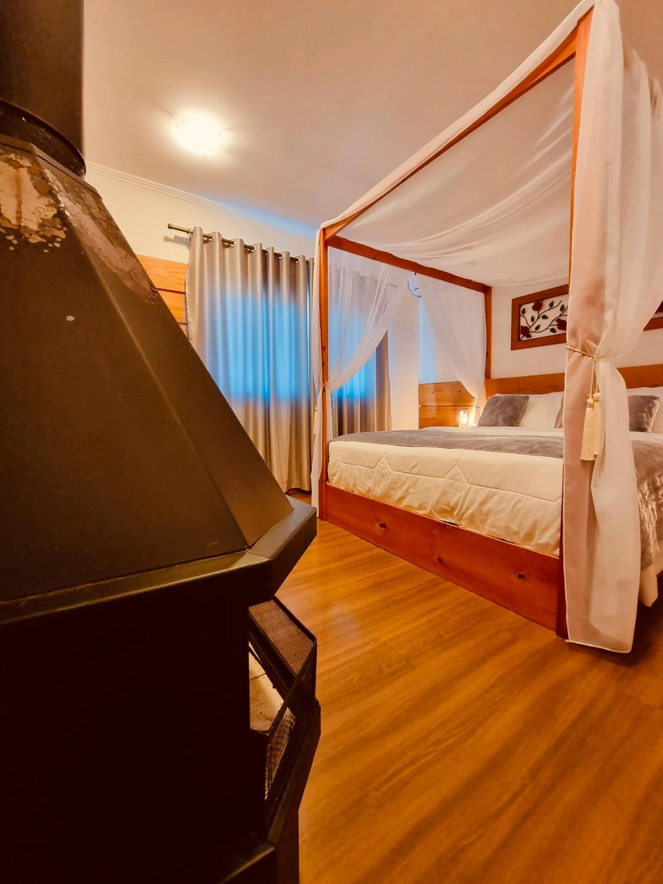 Photo of the whole room, Bed in Pousada Quinta do Vale