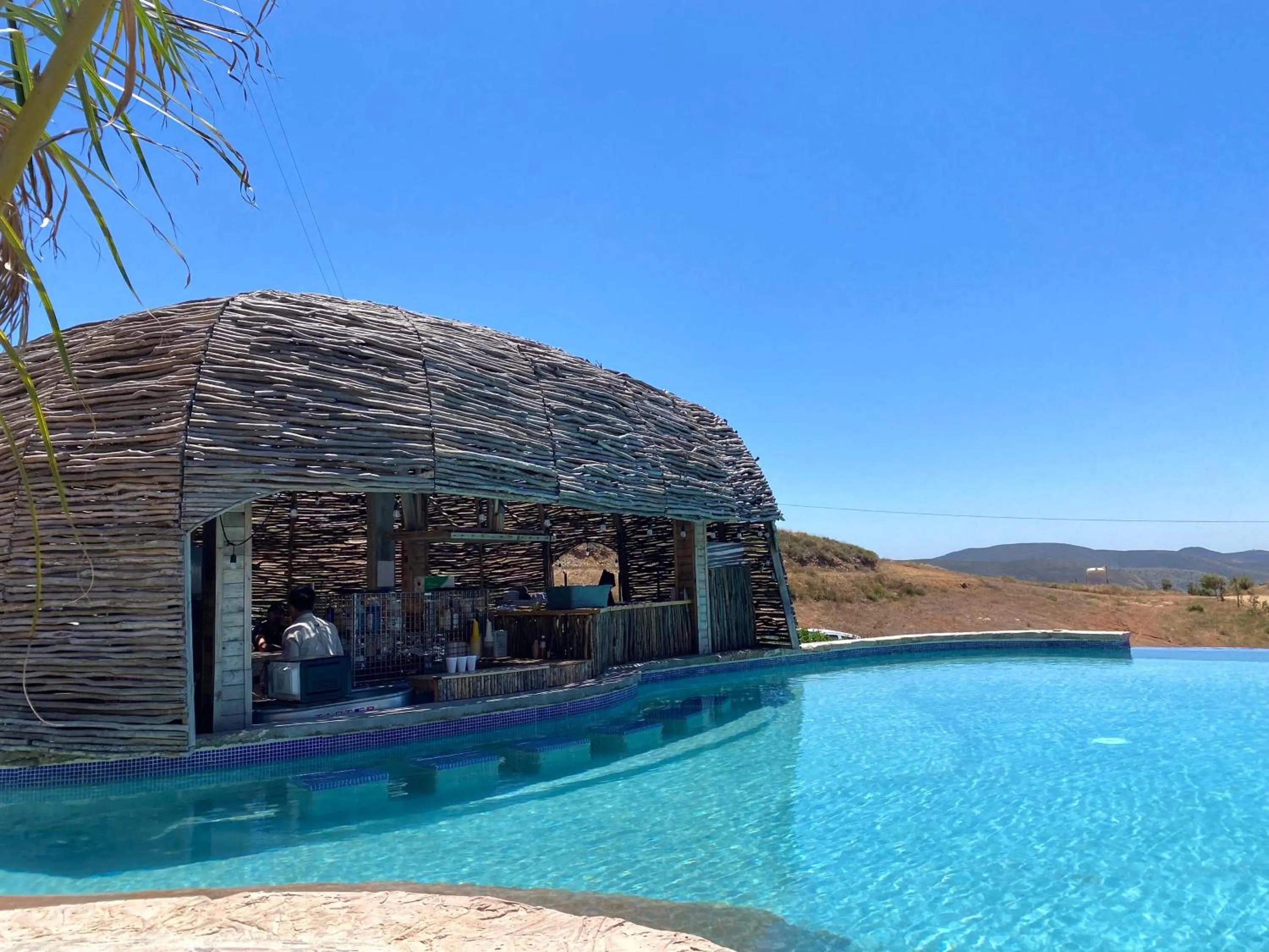 Restaurant/places to eat in Maple Resort