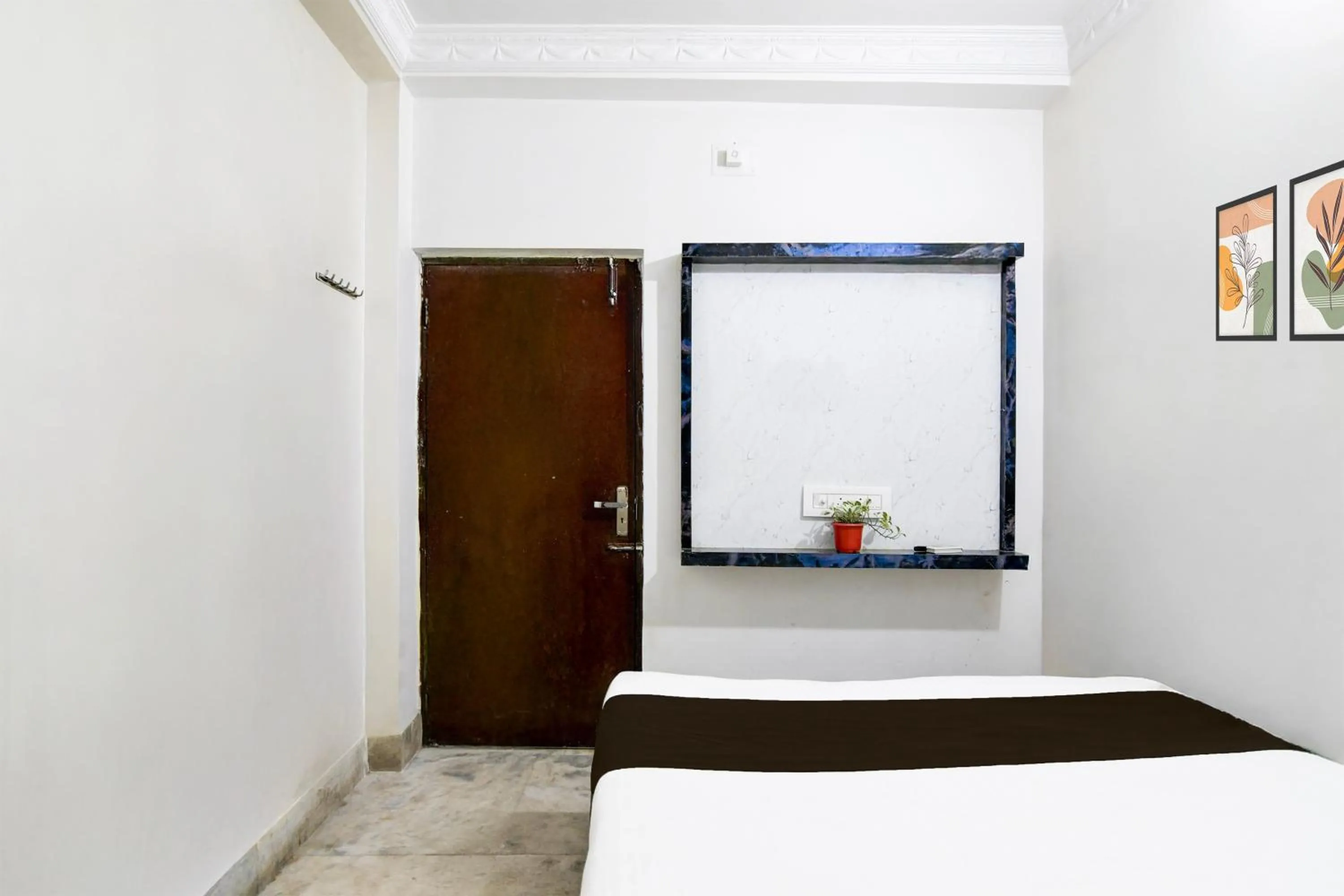 Bedroom in Super Hotel Continental Restuarant & Cafe