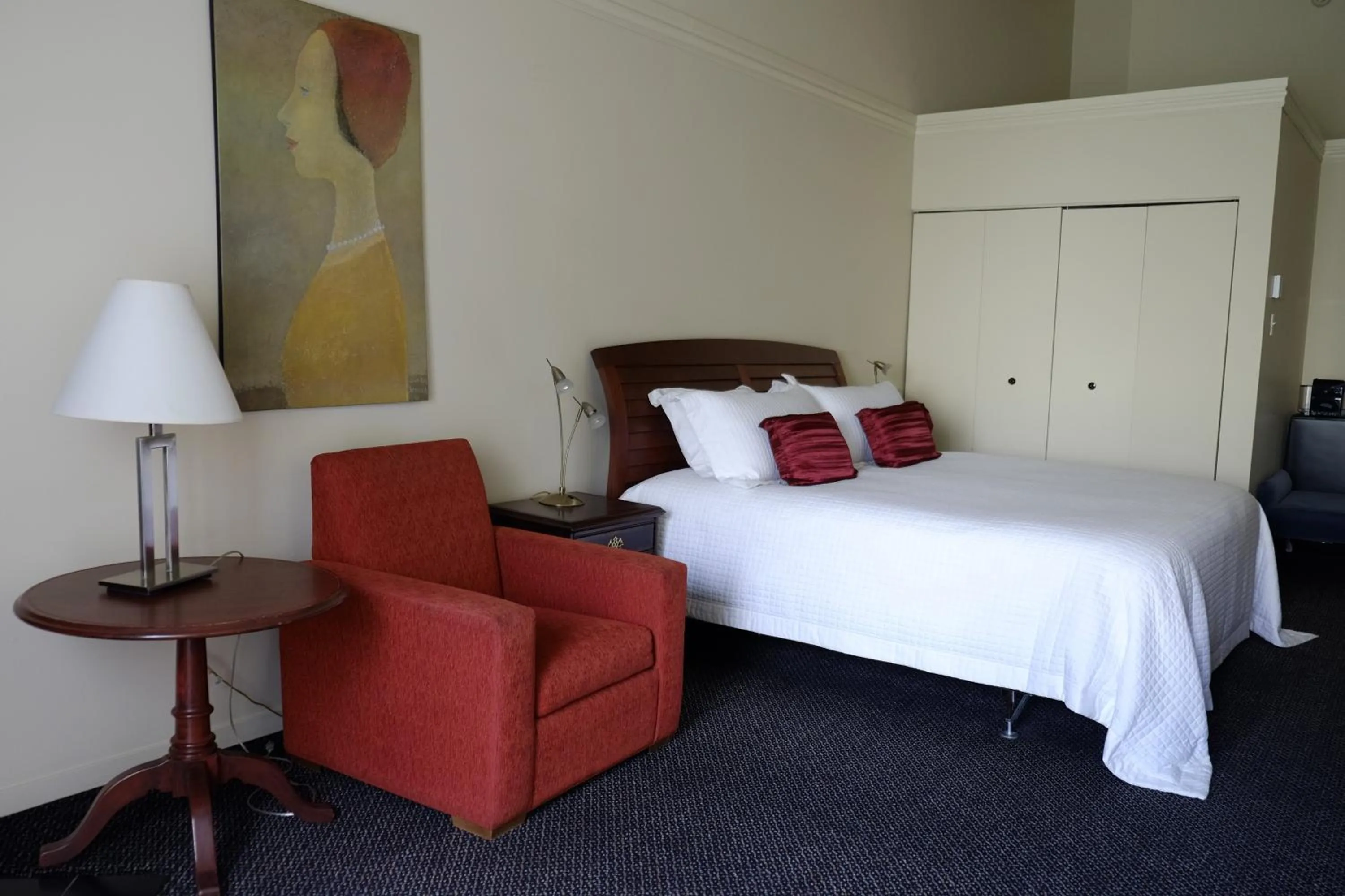 Bed in Auberge La Camarine