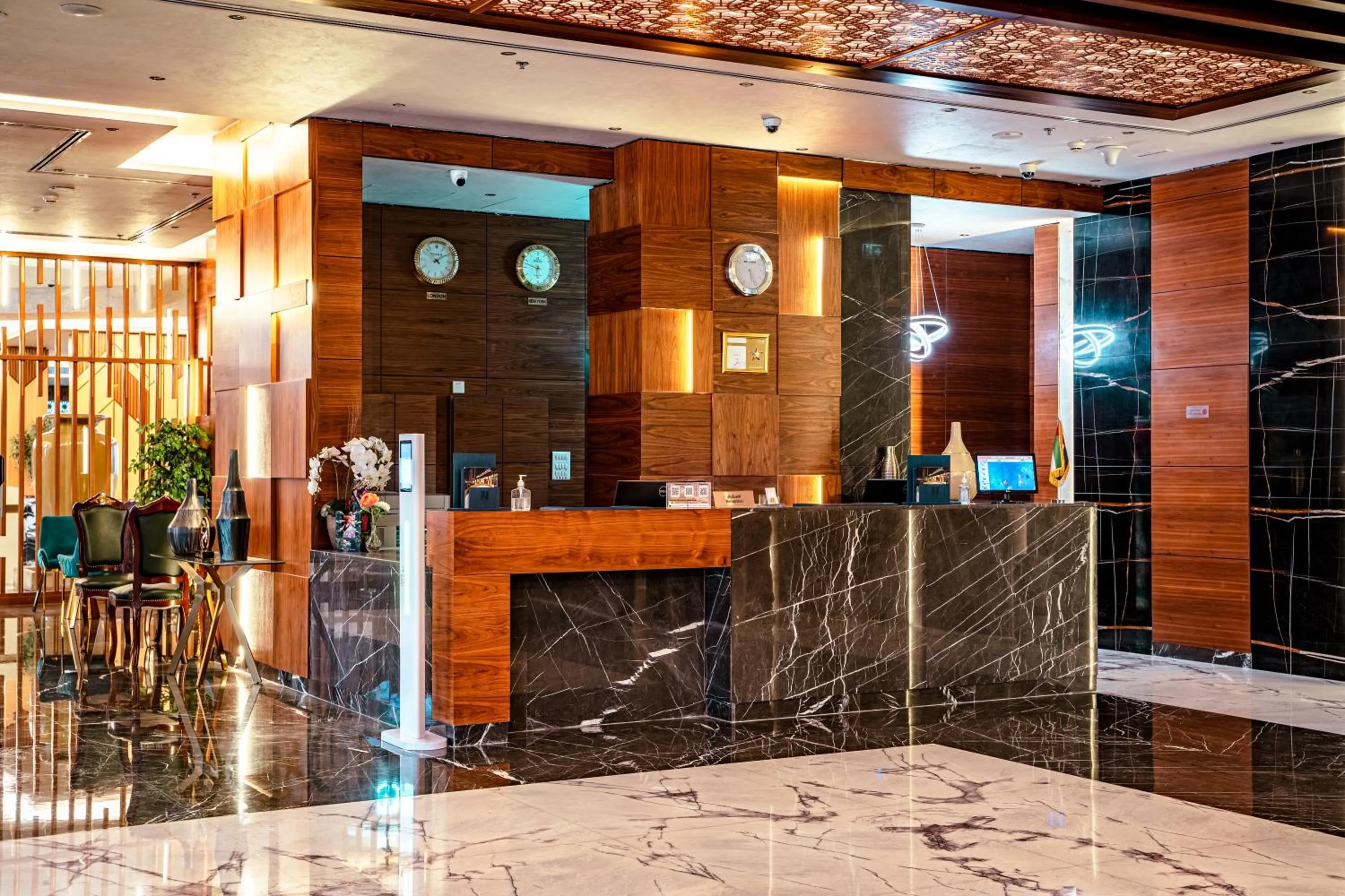 Lobby or reception in Luxe Grand Hotel Apartments