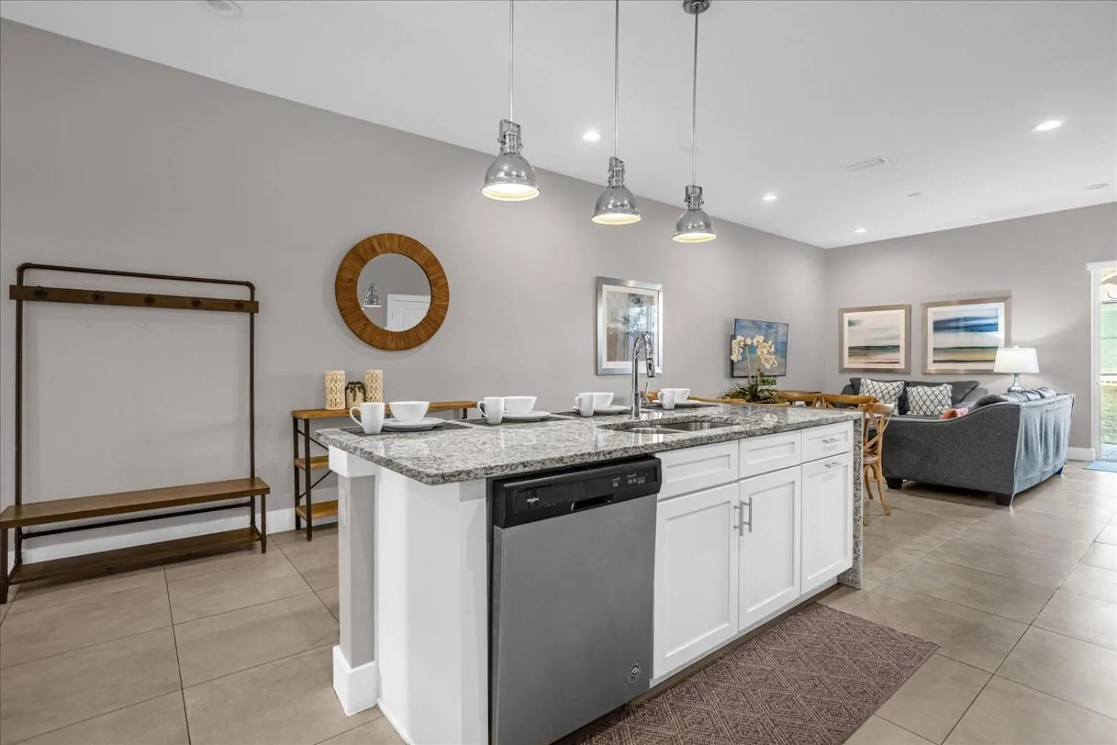 Kitchen or kitchenette in Magical Vacation Home 3 min from Disney