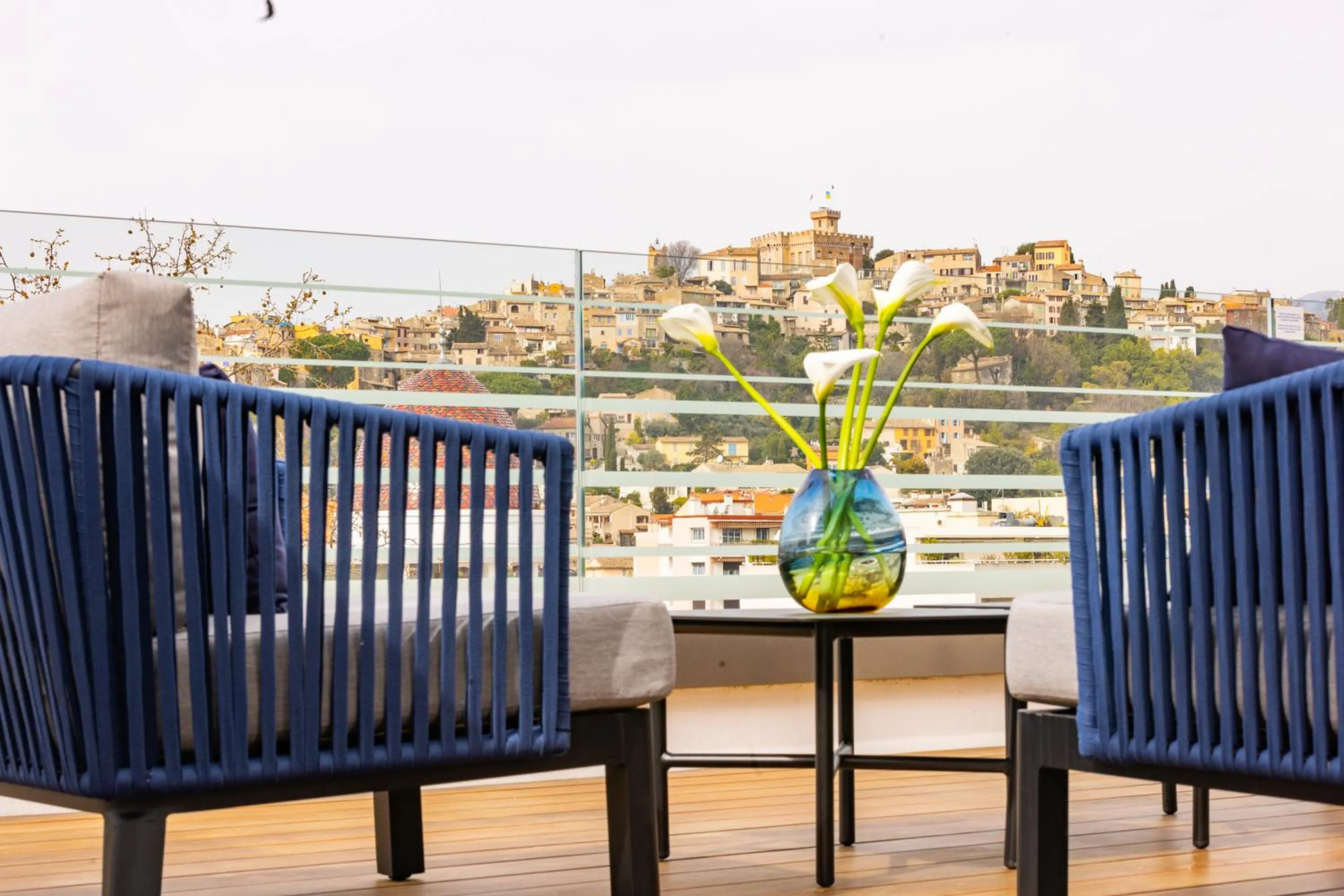 Restaurant/places to eat in Hotel Indigo Cagnes-sur-Mer by IHG