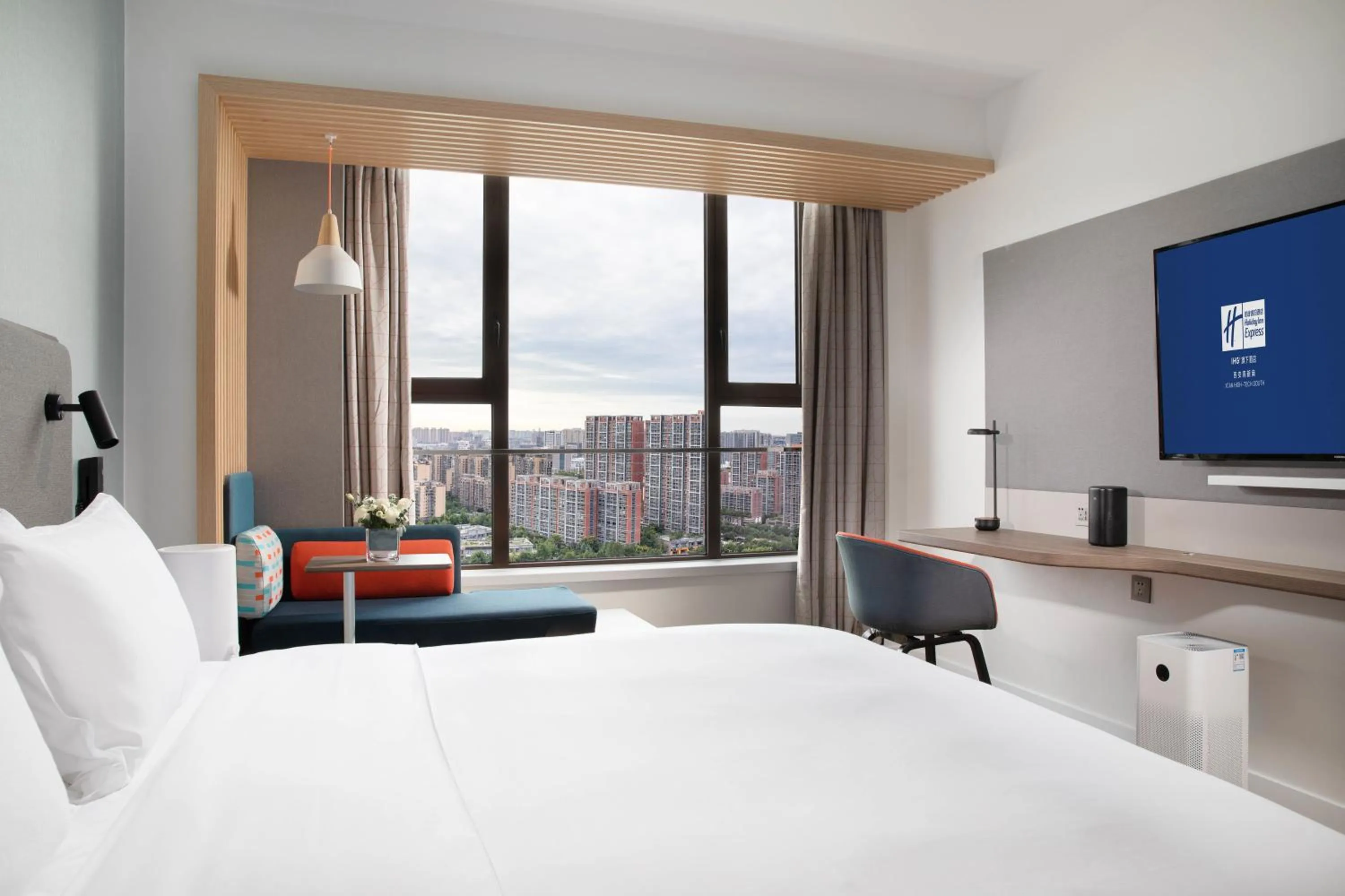 Bedroom, Bed in Holiday Inn Express Xi'an High Tech South by IHG