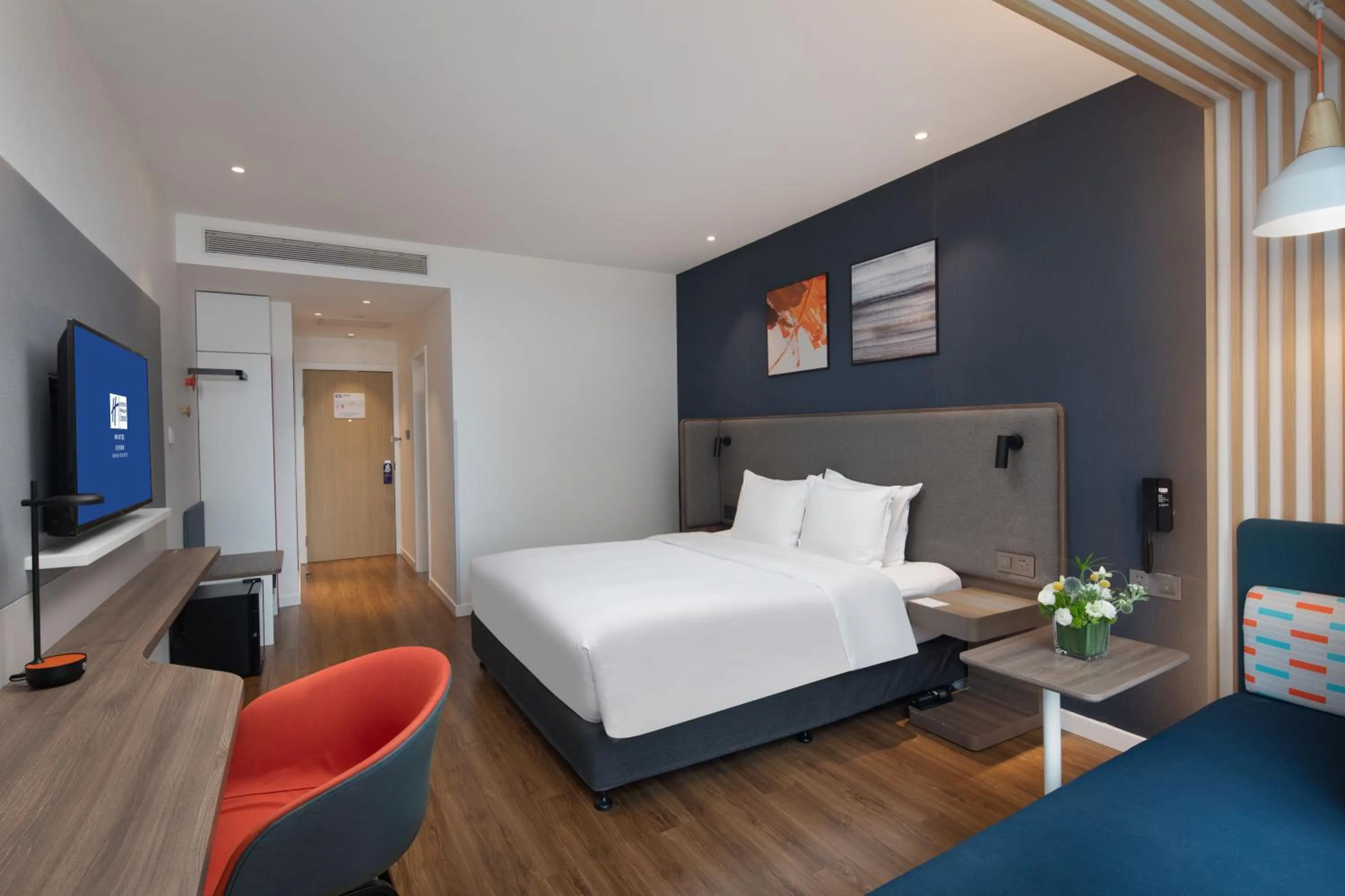 Bedroom, Bed in Holiday Inn Express Xi'an High Tech South by IHG