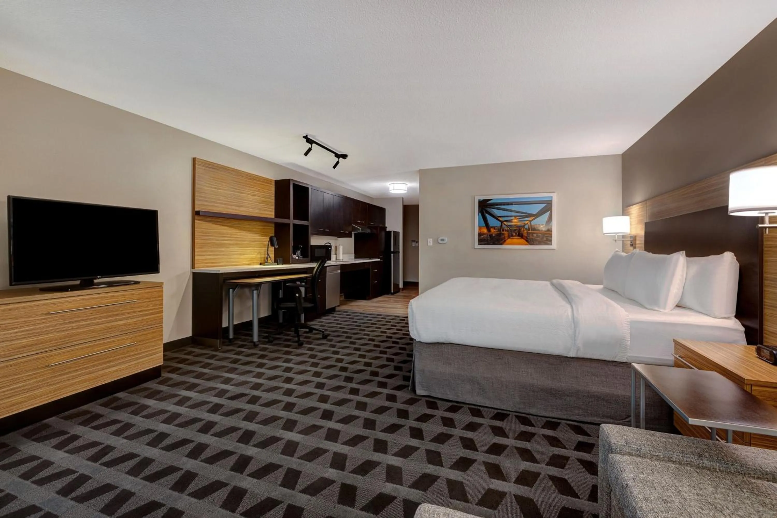 Photo of the whole room, Bed in TownePlace Suites by Marriott Monroe